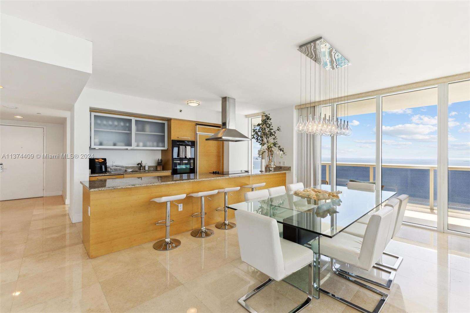 The Beach Club Two at 1830 Ocean Dr, Hallandale Beach, FL 33009 - For Rent photo 5