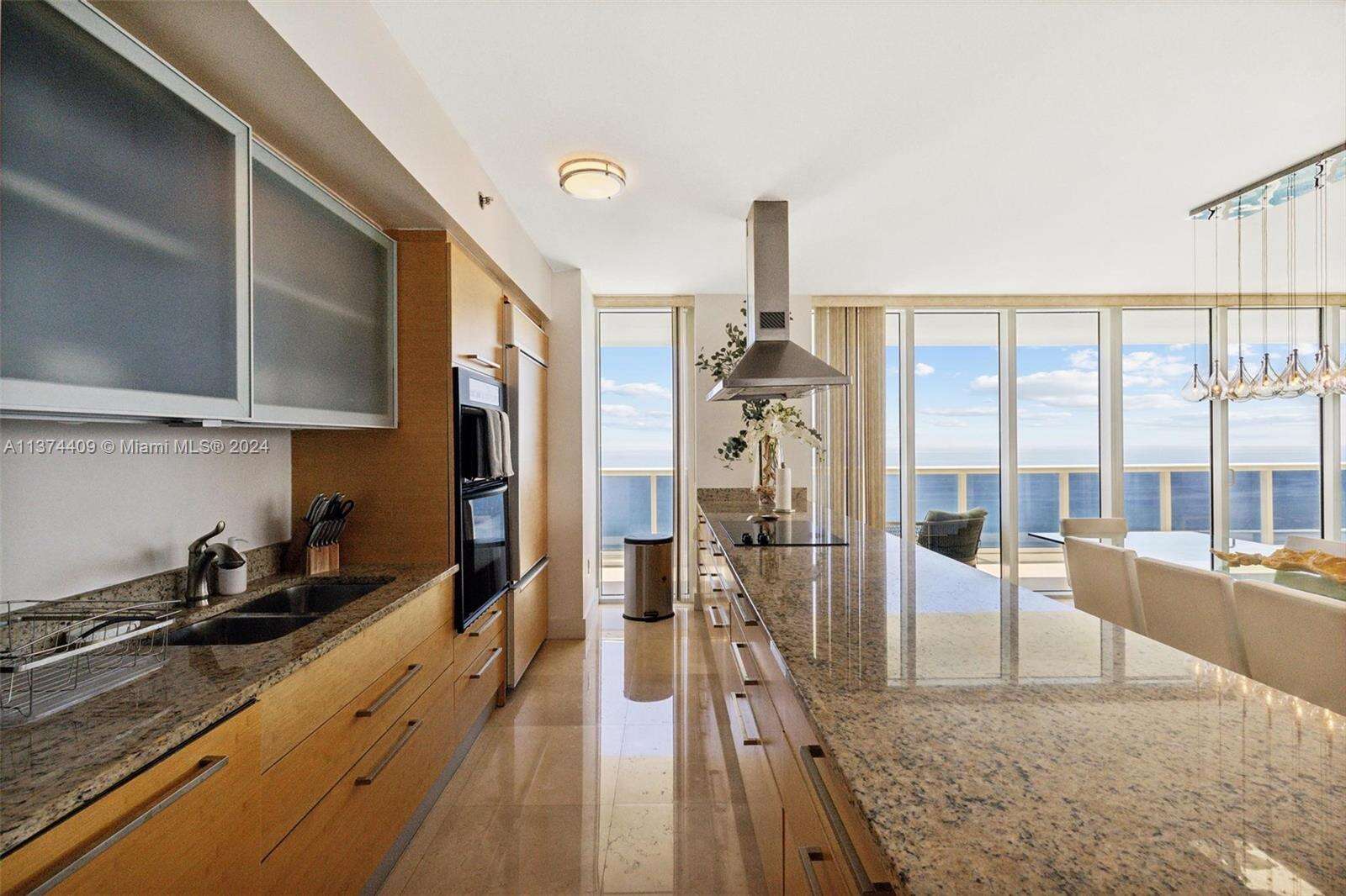 The Beach Club Two at 1830 Ocean Dr, Hallandale Beach, FL 33009 - For Rent photo 7