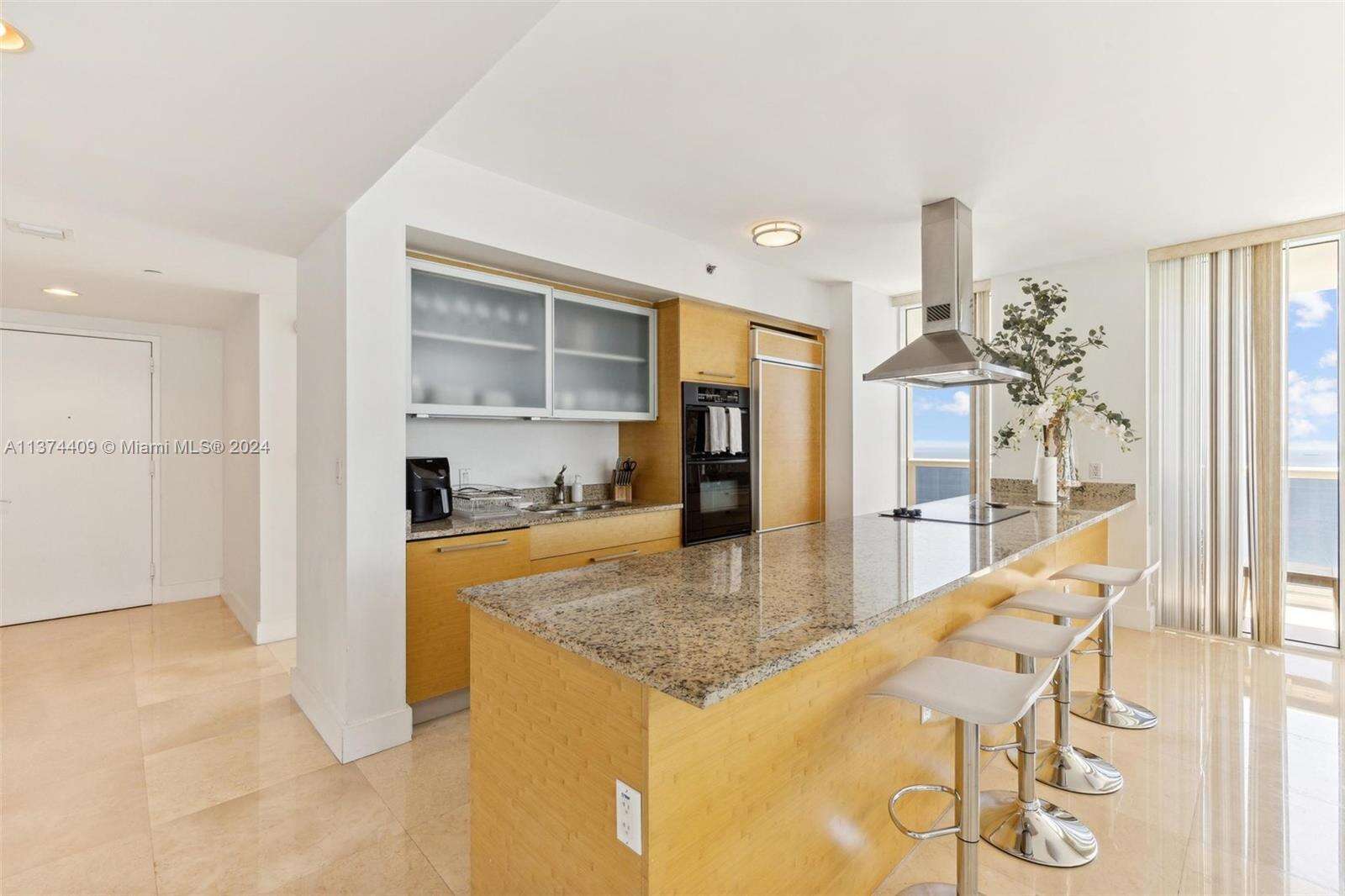 The Beach Club Two at 1830 Ocean Dr, Hallandale Beach, FL 33009 - For Rent photo 9