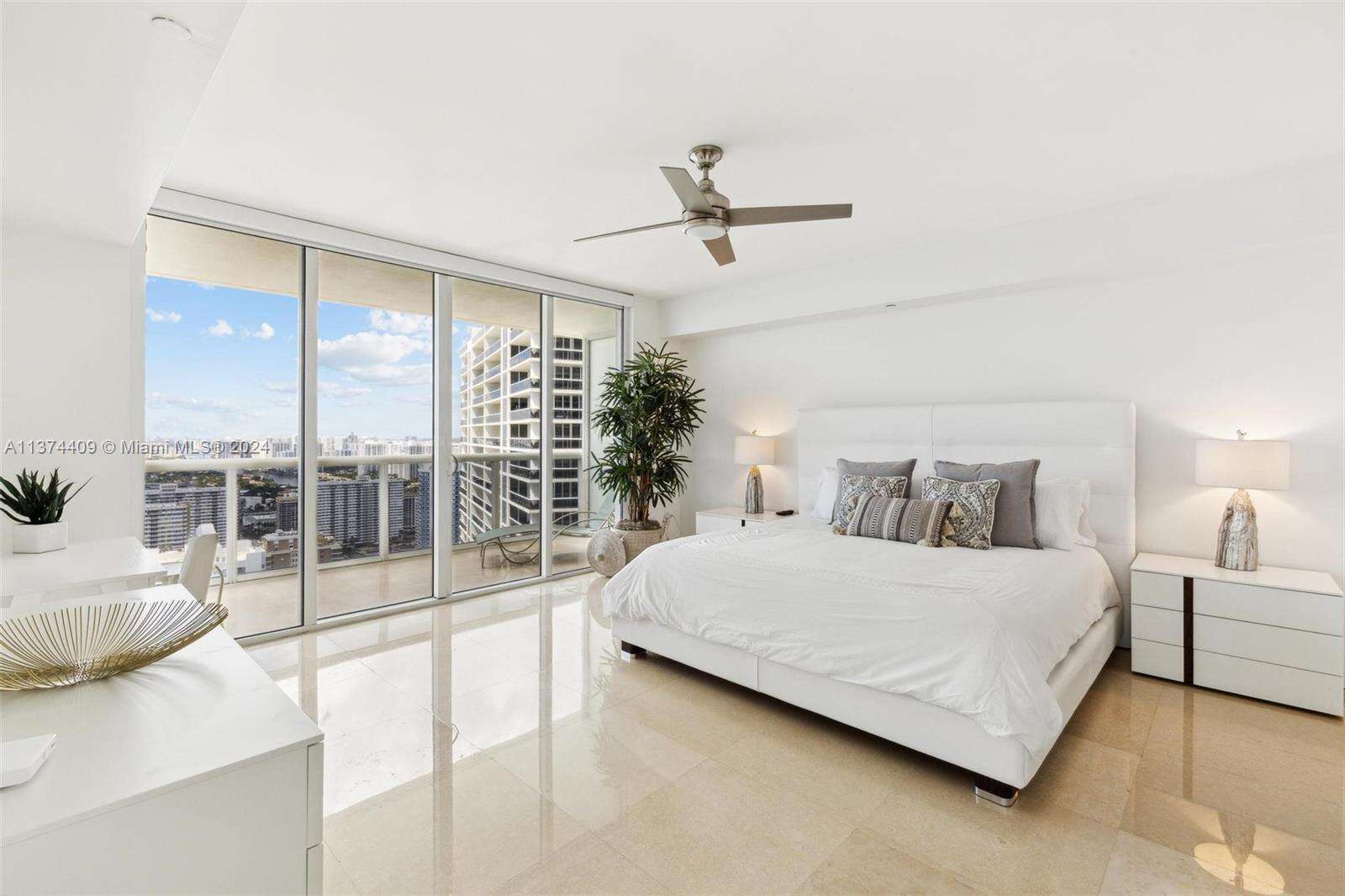 The Beach Club Two at 1830 Ocean Dr, Hallandale Beach, FL 33009 - For Rent photo 10
