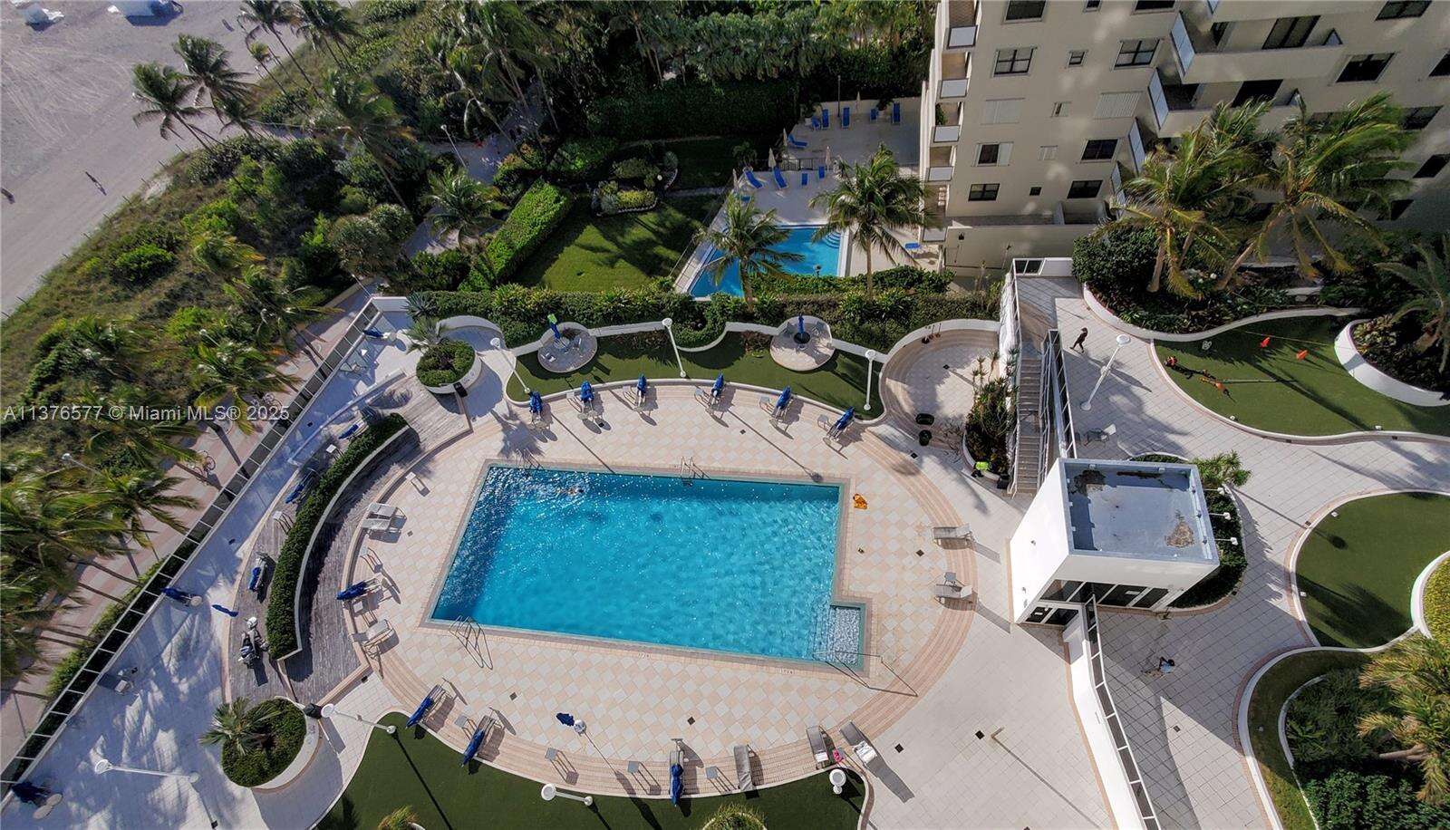 Decoplage at 100 Lincoln Rd, Miami Beach, FL 33139 - For Rent photo 29