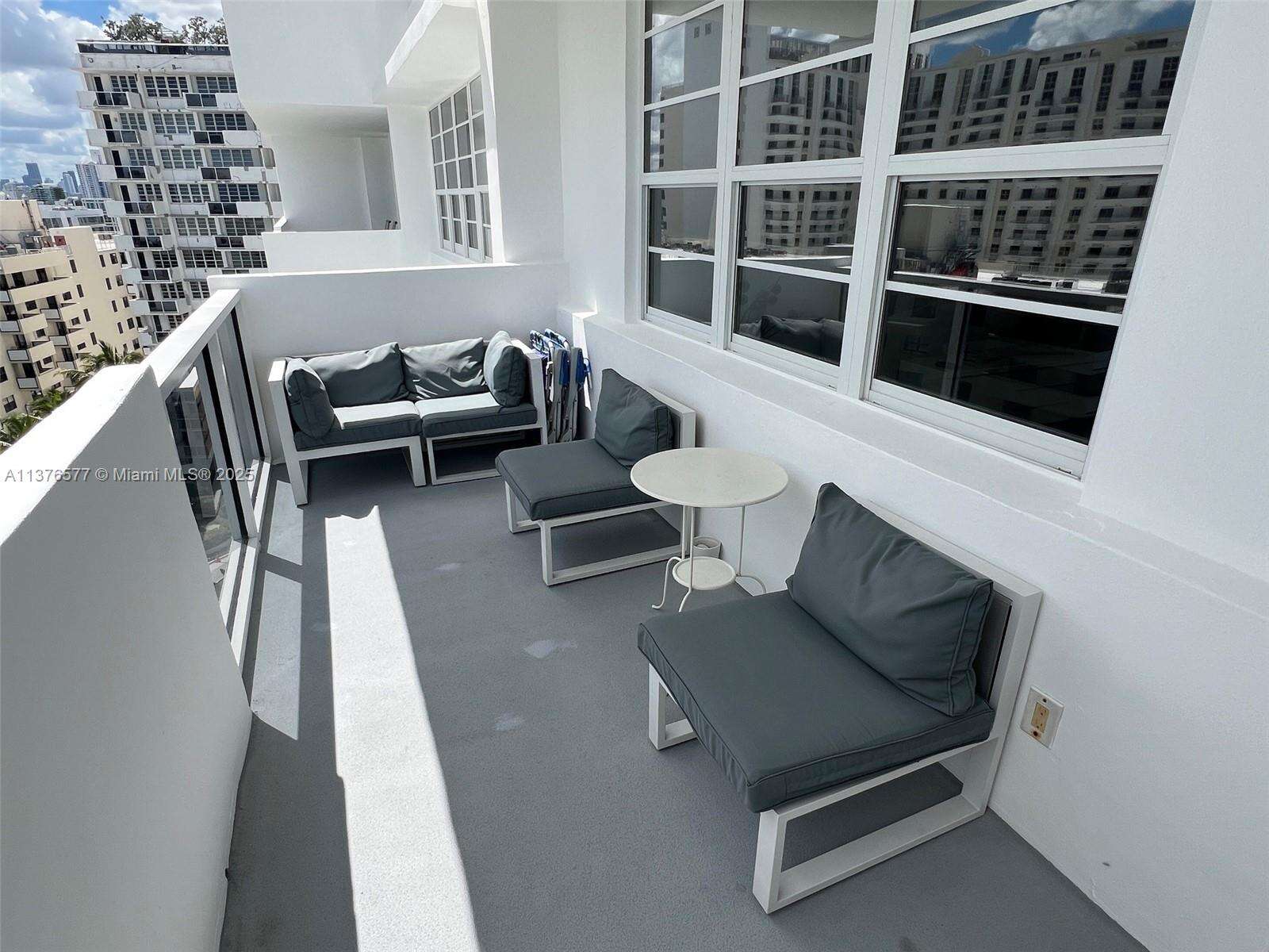 Decoplage at 100 Lincoln Rd, Miami Beach, FL 33139 - For Rent photo 4