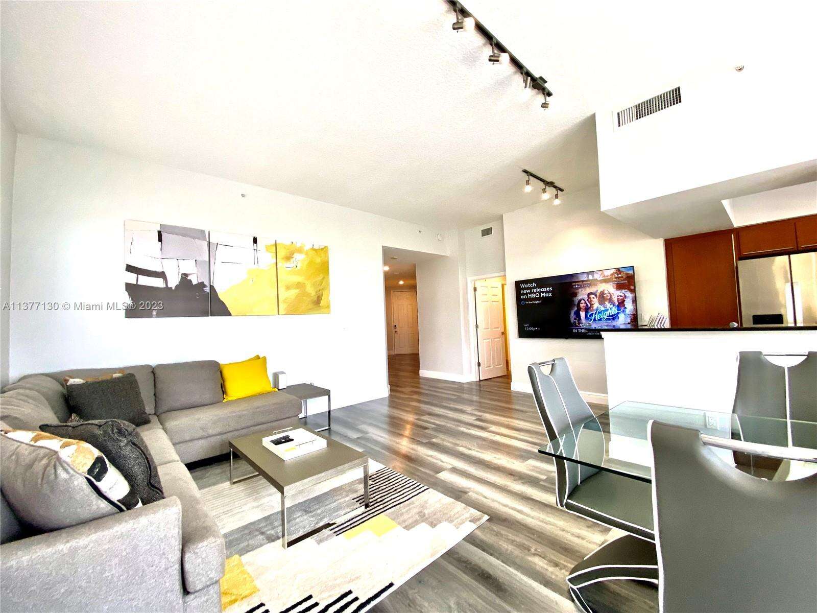 2080 Ocean Dr, Hallandale Beach, FL 33009 - For Rent photo 2