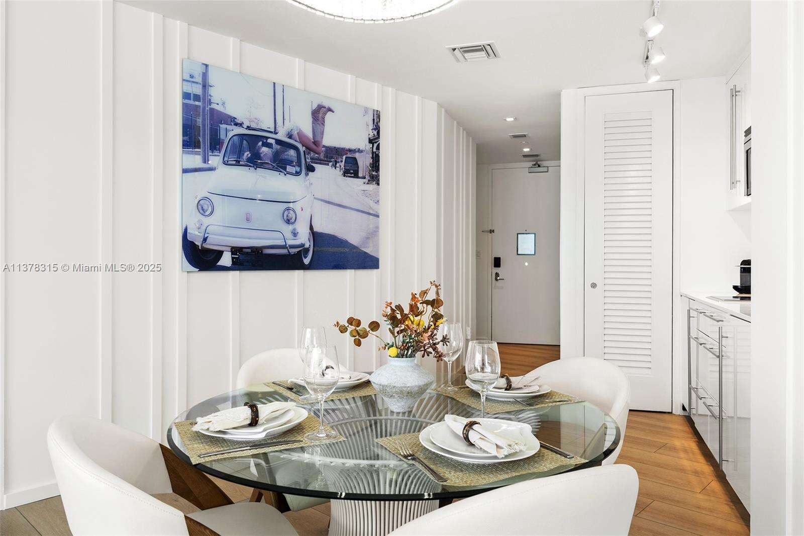 W South Beach at 2201 Collins Ave, Miami Beach, FL 33139 - For Rent photo 12