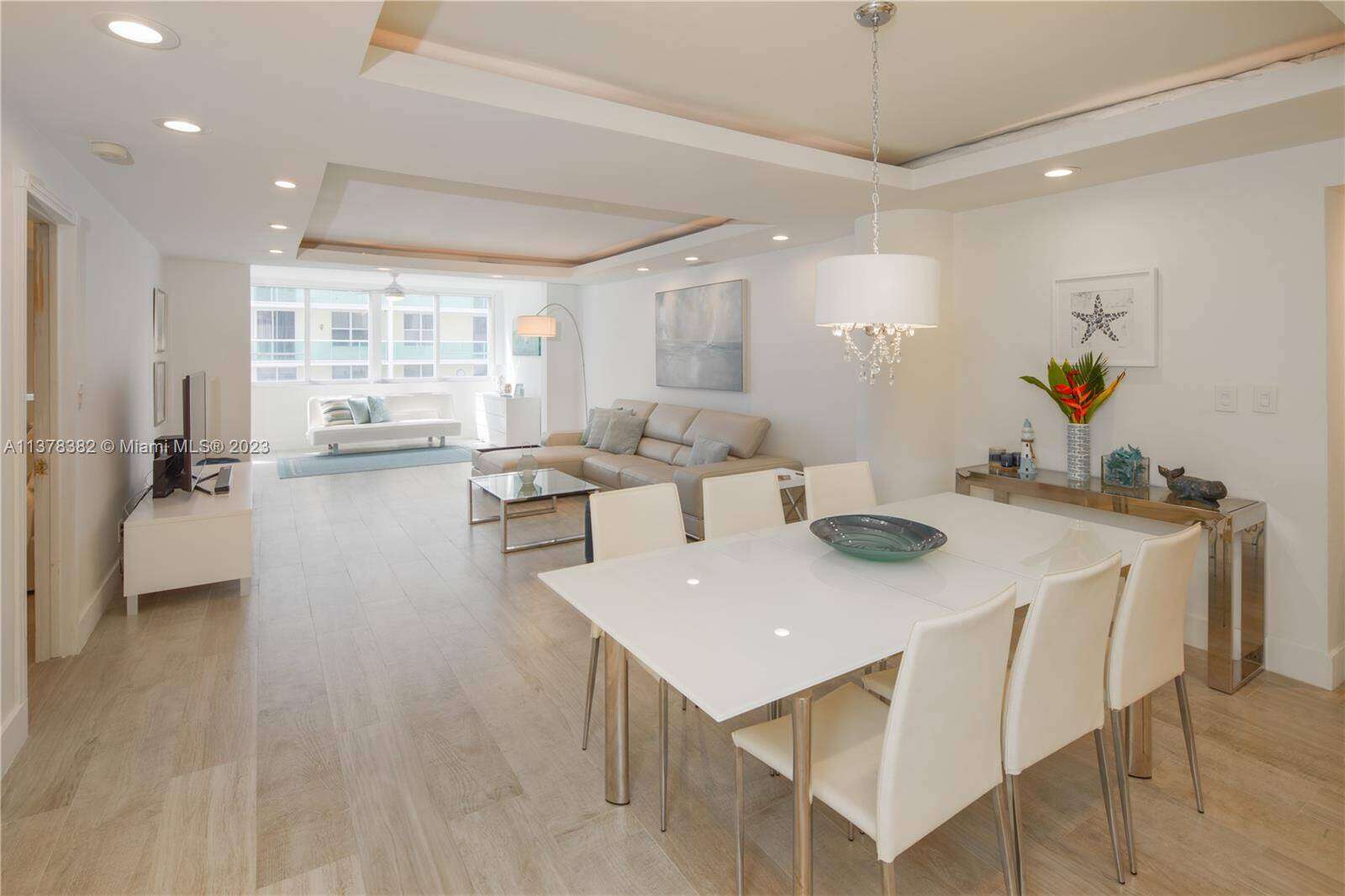 The Carriage Club North at 5005 Collins Ave, Miami Beach, FL 33140 - For Rent photo 1