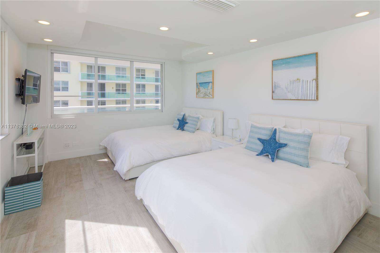 The Carriage Club North at 5005 Collins Ave, Miami Beach, FL 33140 - For Rent photo 14