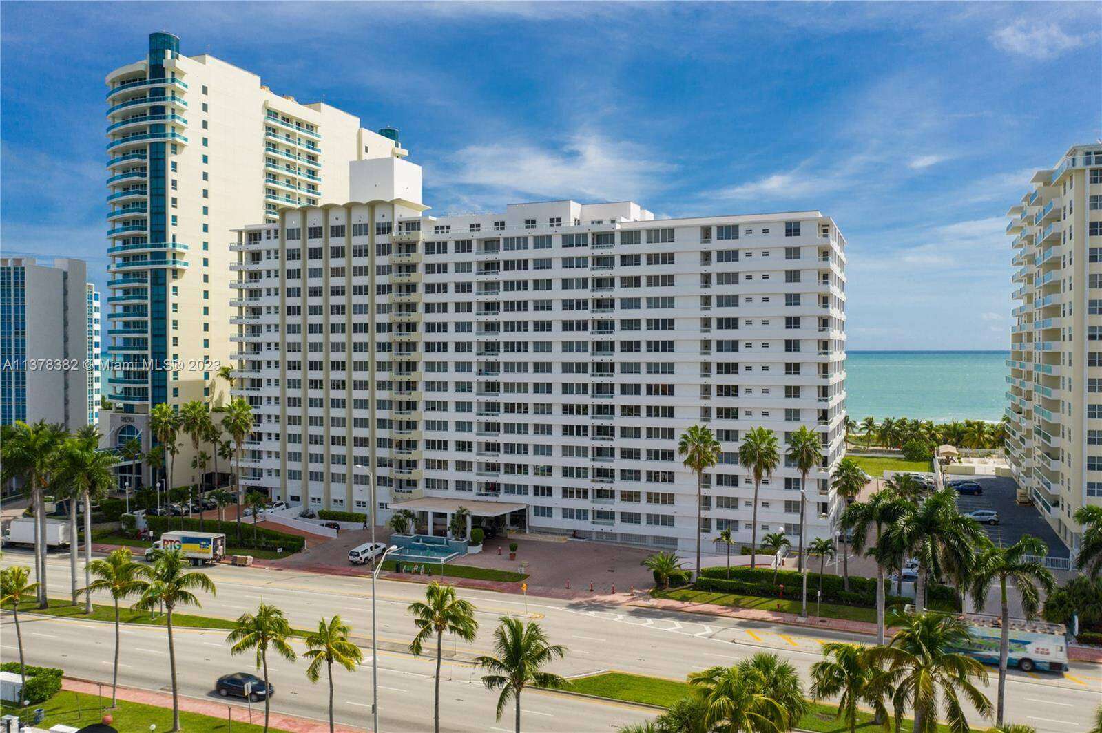 The Carriage Club North at 5005 Collins Ave, Miami Beach, FL 33140 - For Rent photo 27