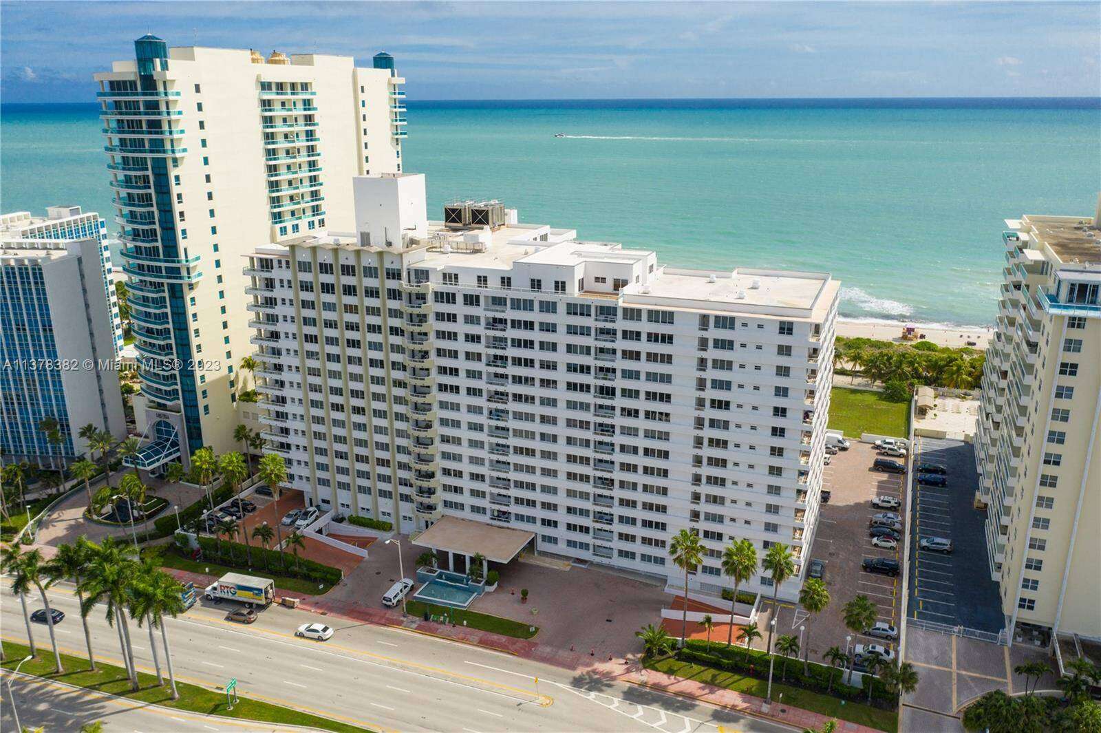 The Carriage Club North at 5005 Collins Ave, Miami Beach, FL 33140 - For Rent photo 29