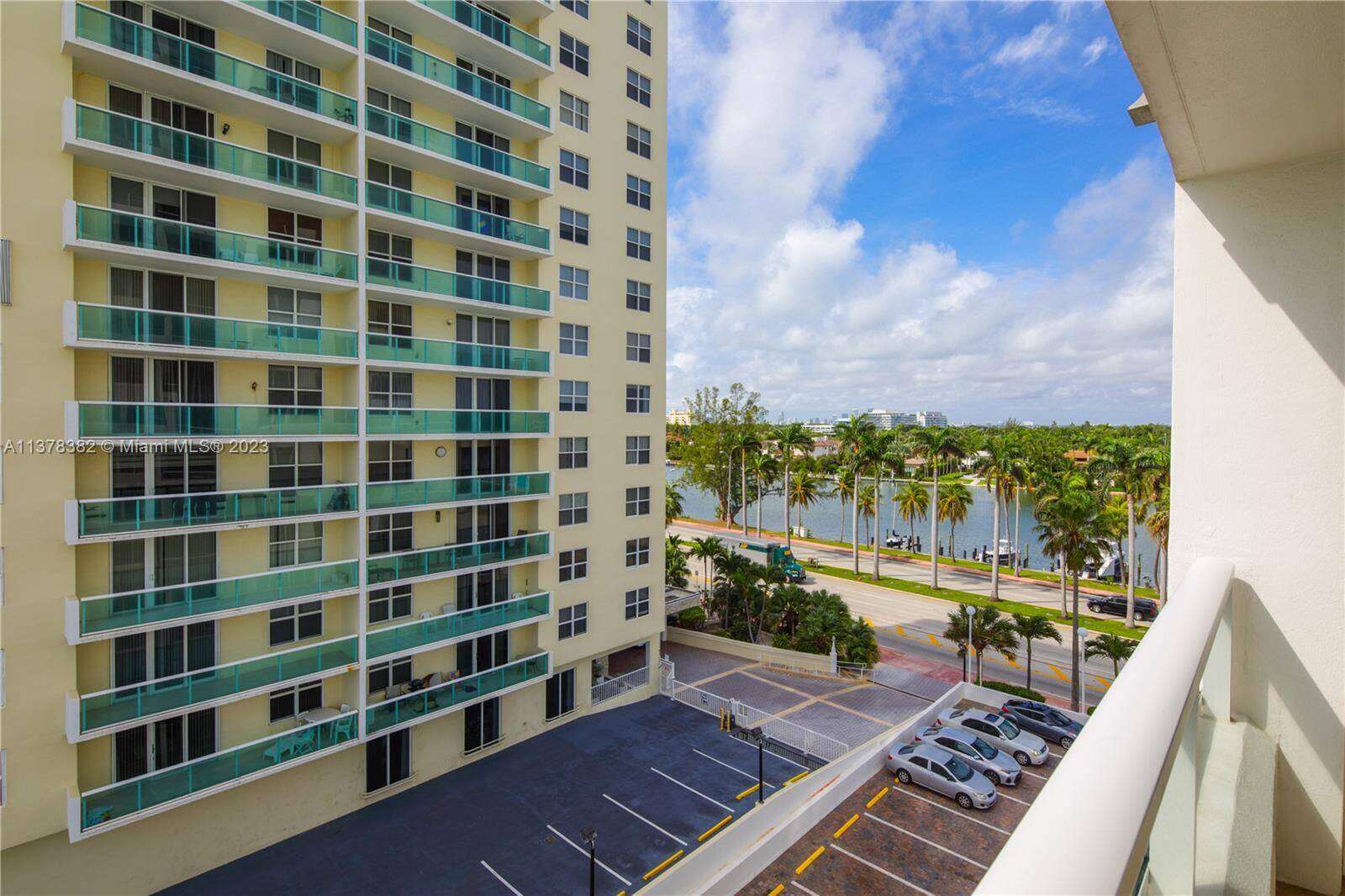 The Carriage Club North at 5005 Collins Ave, Miami Beach, FL 33140 - For Rent photo 32