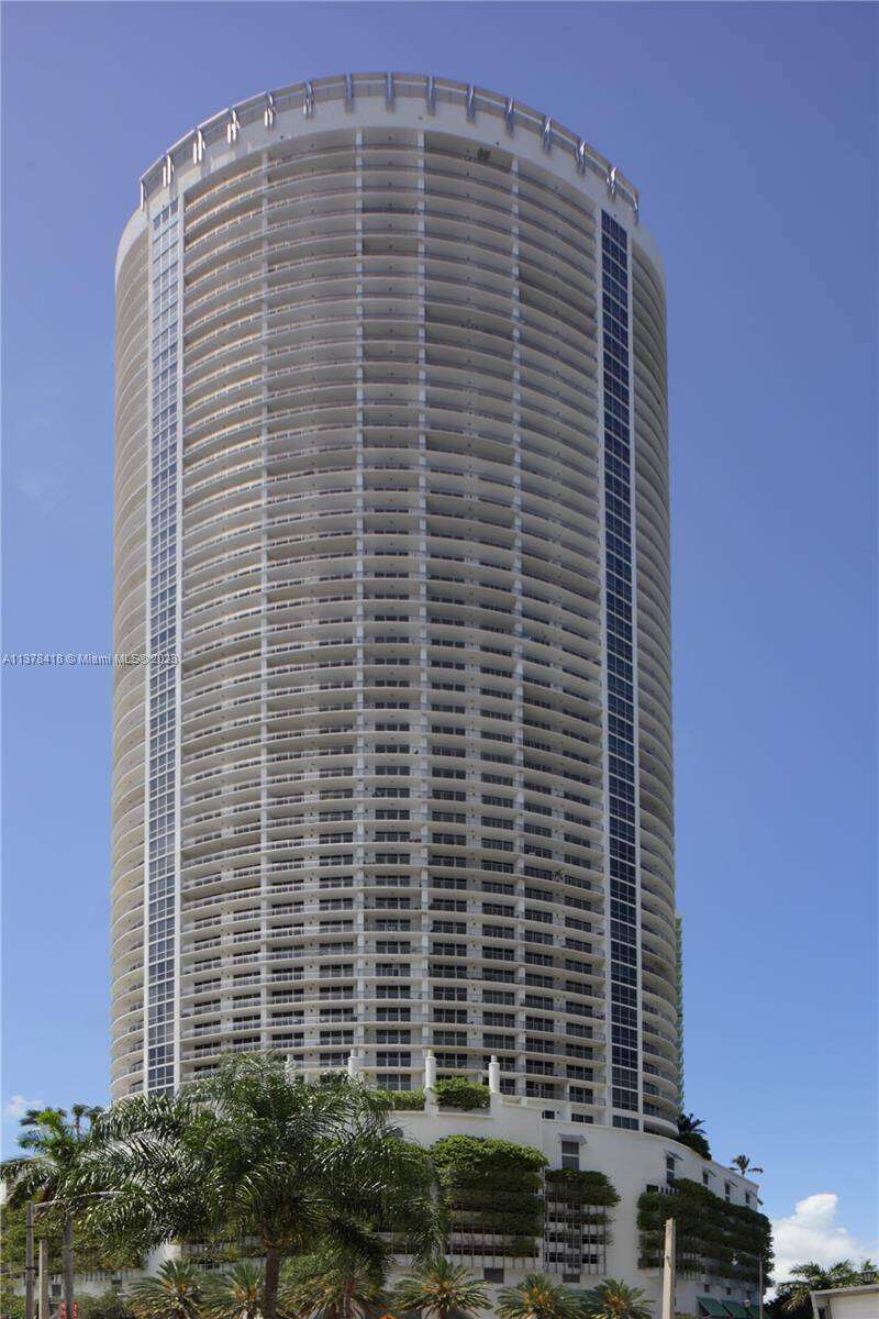 Opera Tower at 1750 Bayshore Dr, Miami, FL 33132 - For Rent photo 23