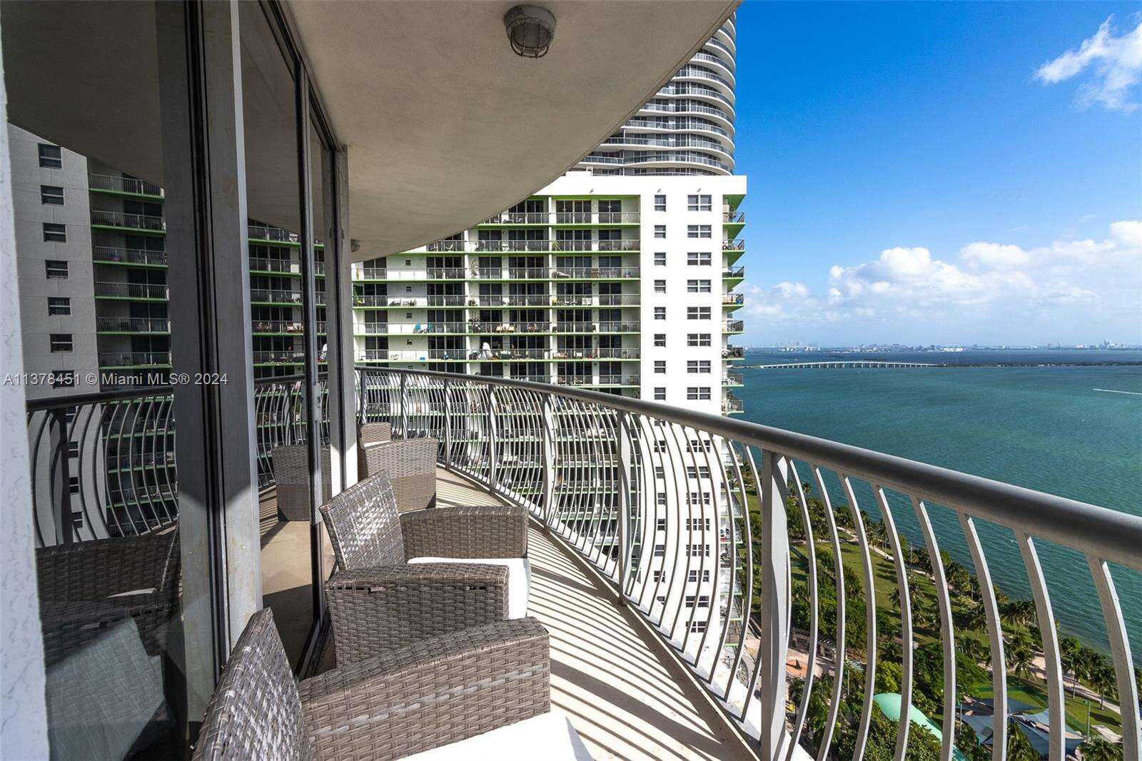 Opera Tower at 1750 Bayshore Dr, Miami, FL 33132 - For Rent photo 4