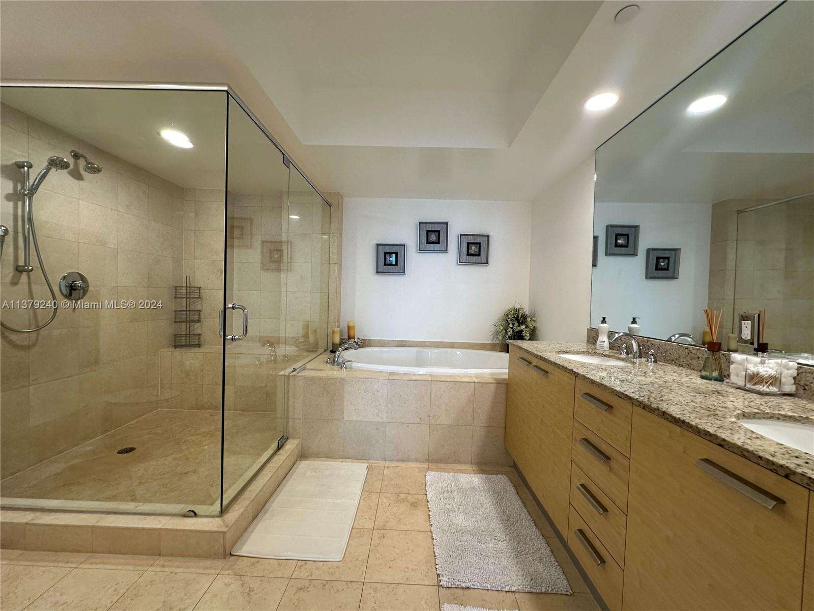 The Beach Club Two at 1830 Ocean Dr, Hallandale Beach, FL 33009 - For Rent photo 5