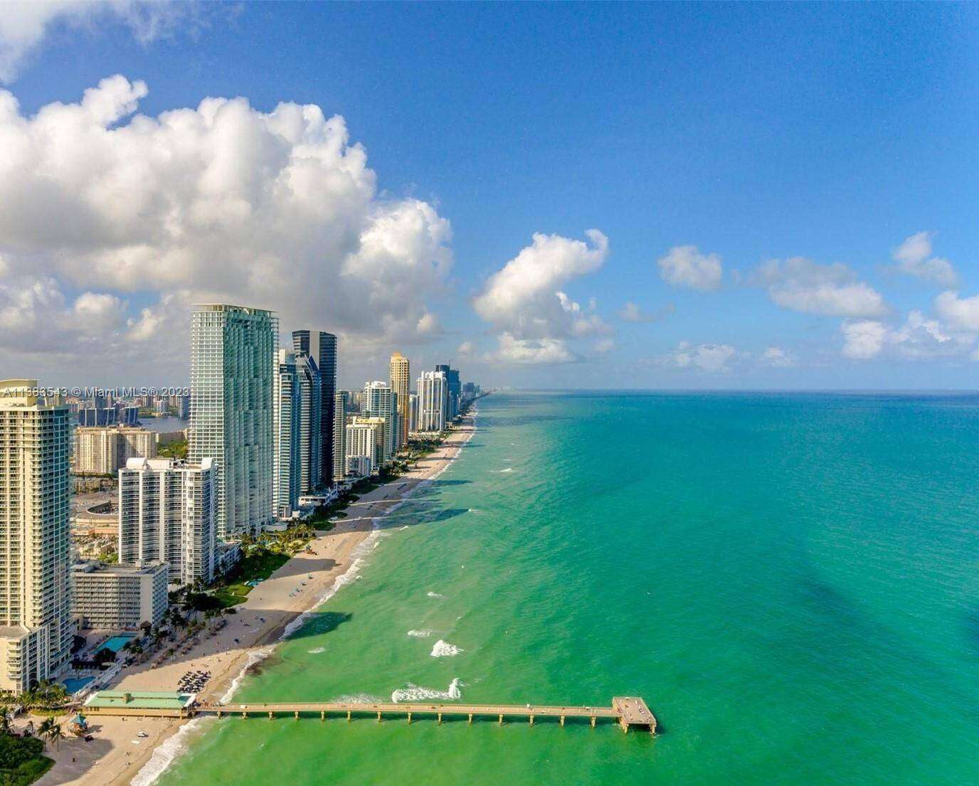 La Perla at 16699 Collins Ave, Sunny Isles Beach, FL 33160 - For Rent photo 68