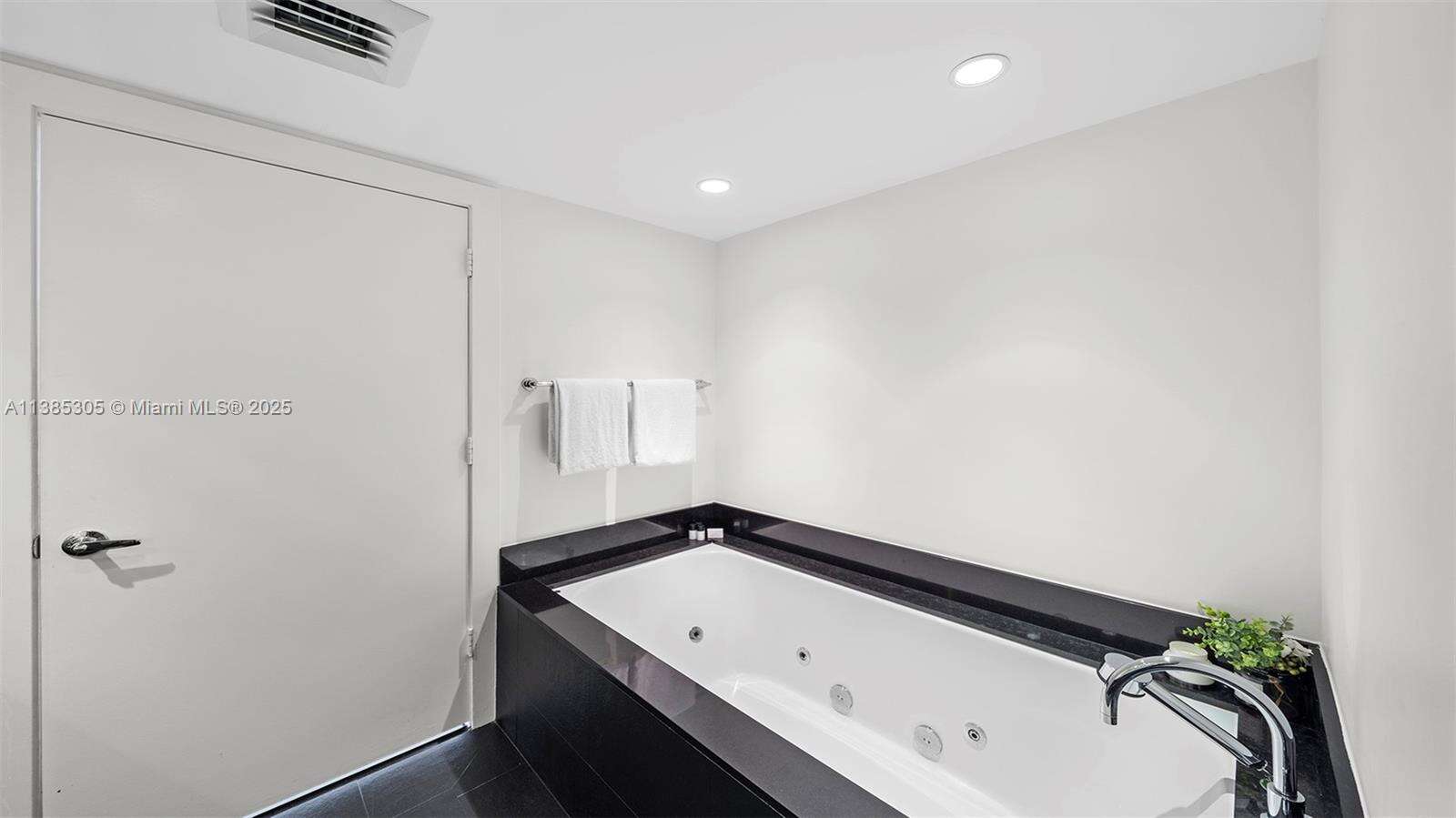The Setai at 101 20 St, Miami Beach, FL 33139 - For Rent photo 43