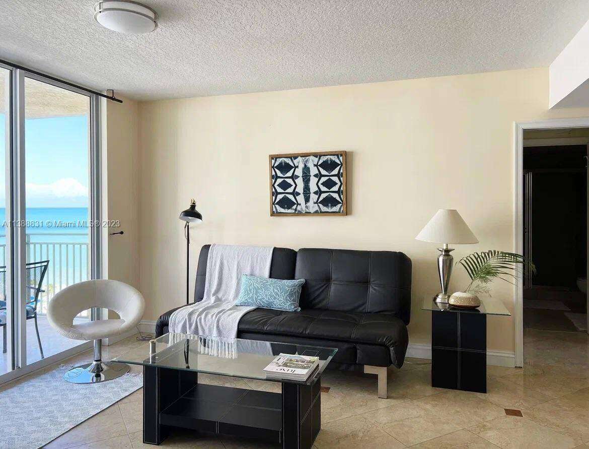 2080 Ocean Dr, Hallandale Beach, FL 33009 - For Rent photo 2