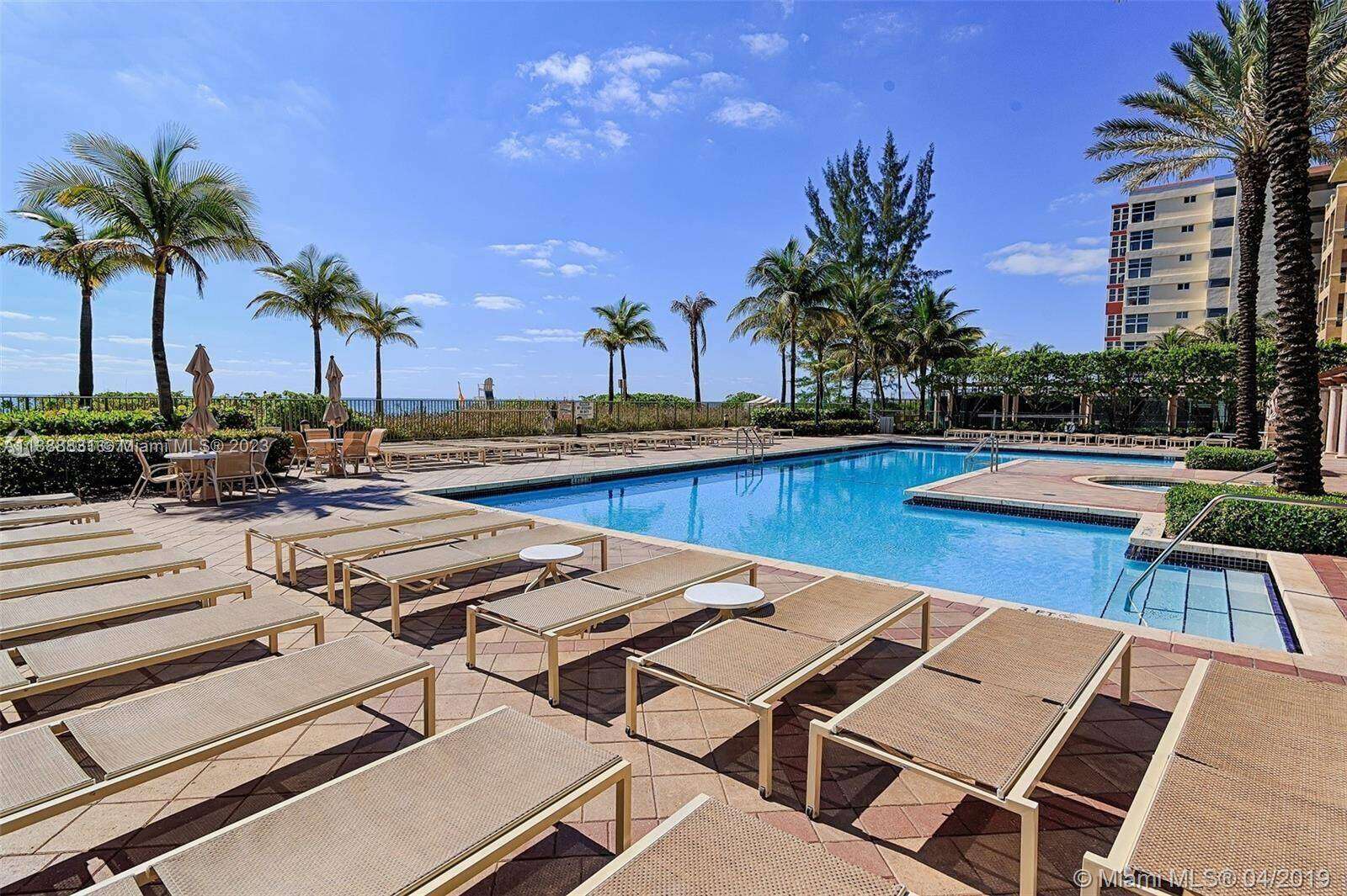 2080 Ocean Dr, Hallandale Beach, FL 33009 - For Rent photo 18