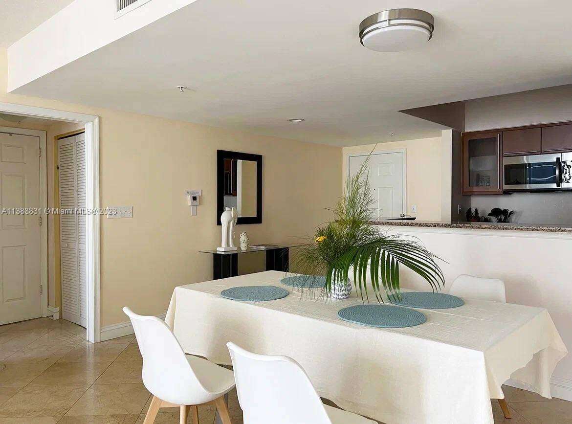 2080 Ocean Dr, Hallandale Beach, FL 33009 - For Rent photo 5