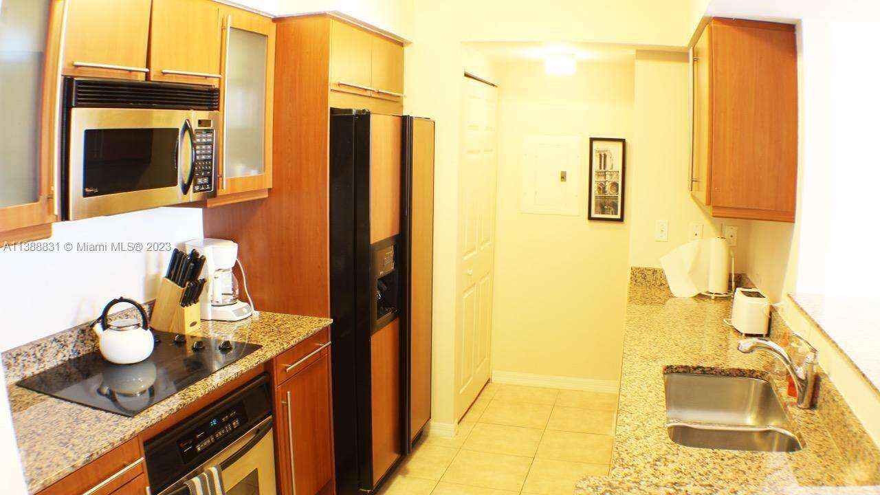 2080 Ocean Dr, Hallandale Beach, FL 33009 - For Rent photo 6