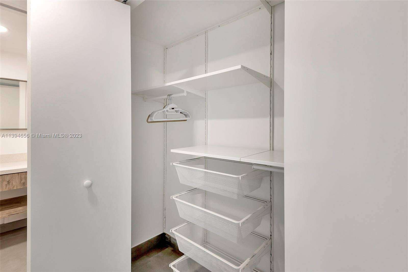 Sian Ocean Residences at 4001 Ocean Dr, Hollywood, FL 33019 - For Rent photo 30
