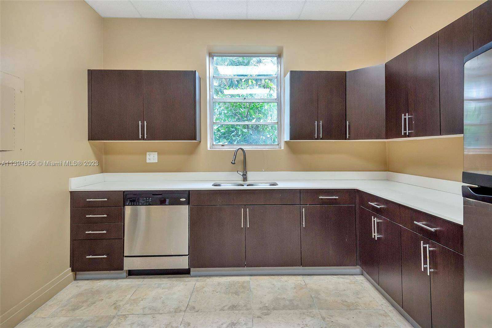 Sian Ocean Residences at 4001 Ocean Dr, Hollywood, FL 33019 - For Rent photo 40