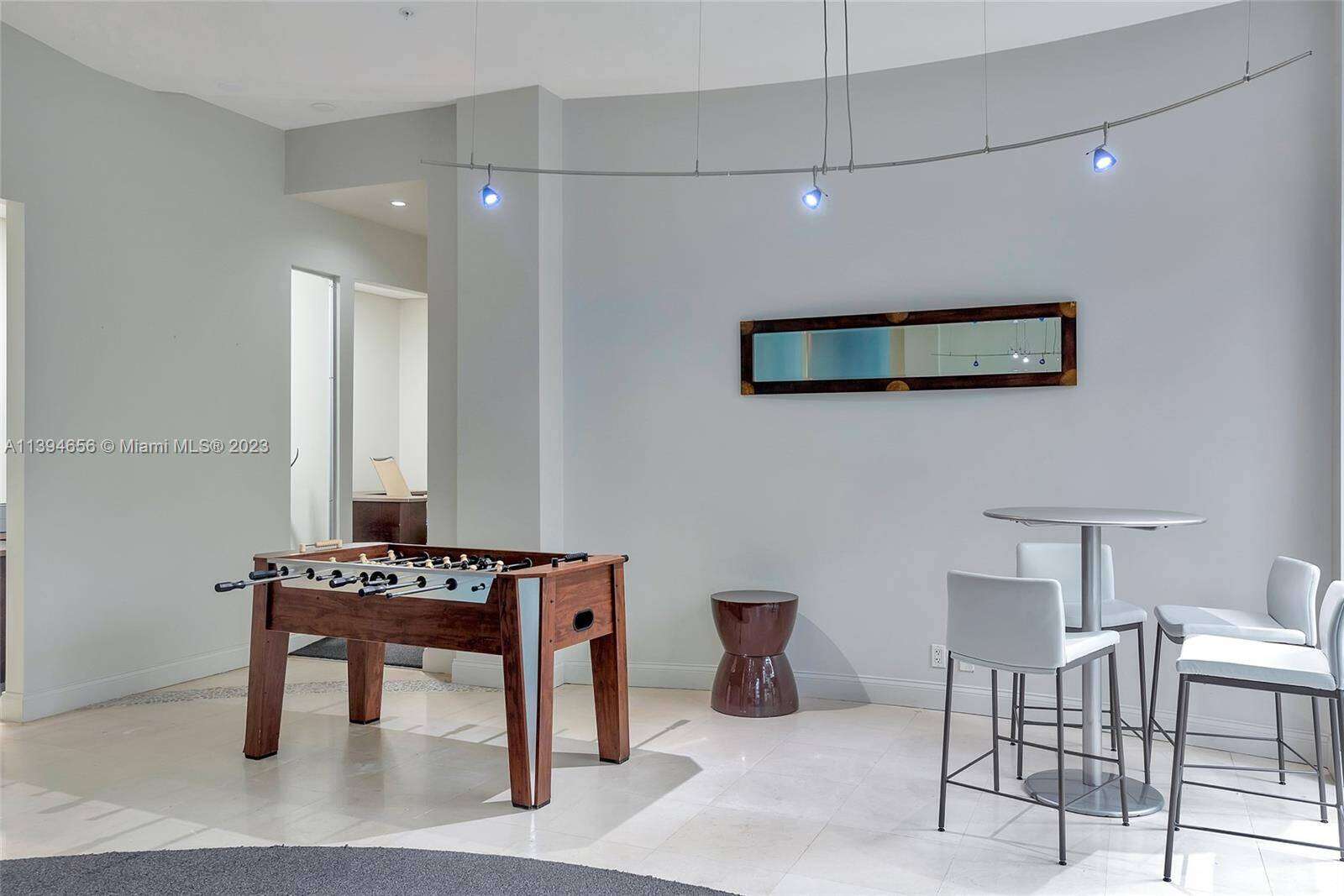 Sian Ocean Residences at 4001 Ocean Dr, Hollywood, FL 33019 - For Rent photo 46