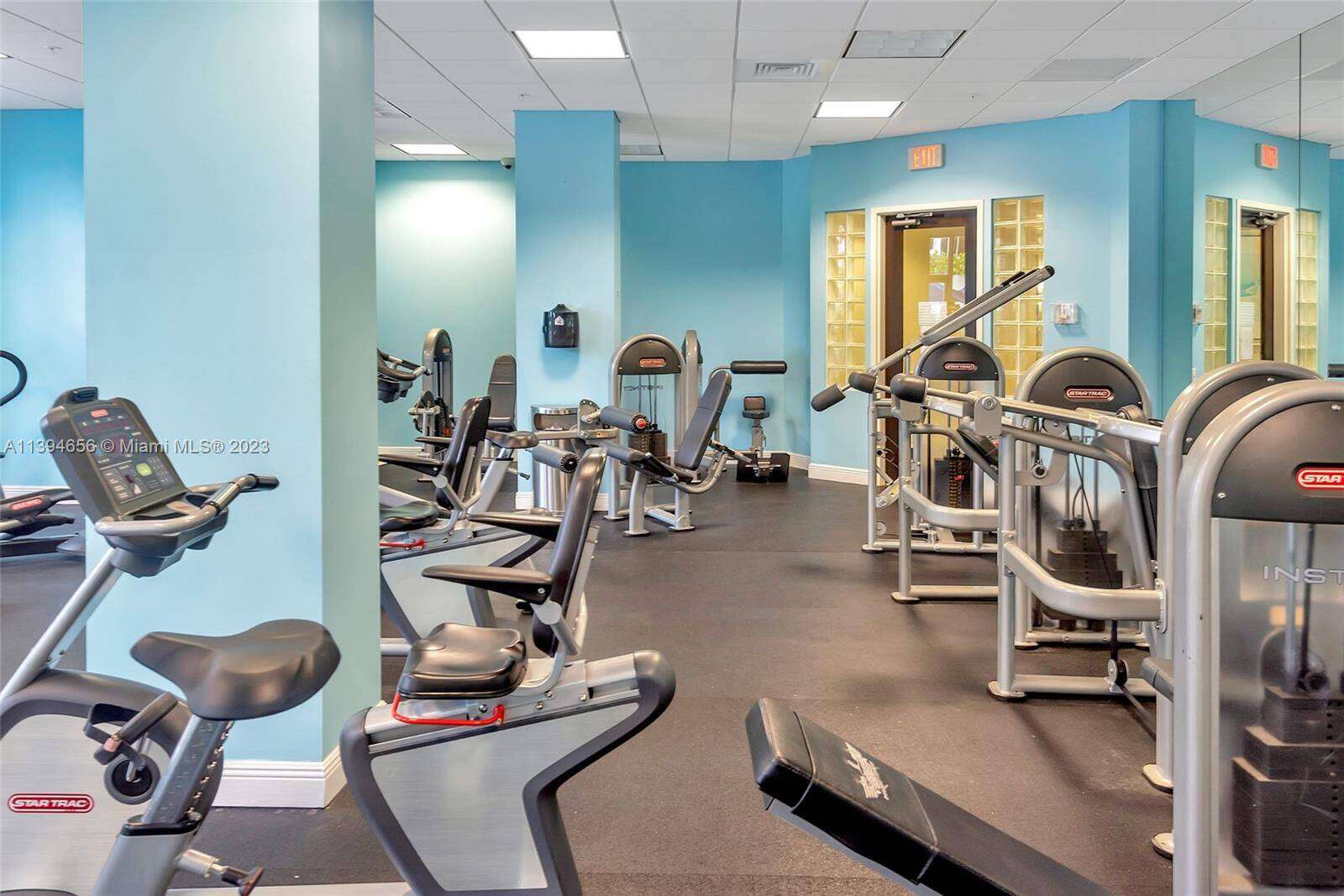 Sian Ocean Residences at 4001 Ocean Dr, Hollywood, FL 33019 - For Rent photo 48