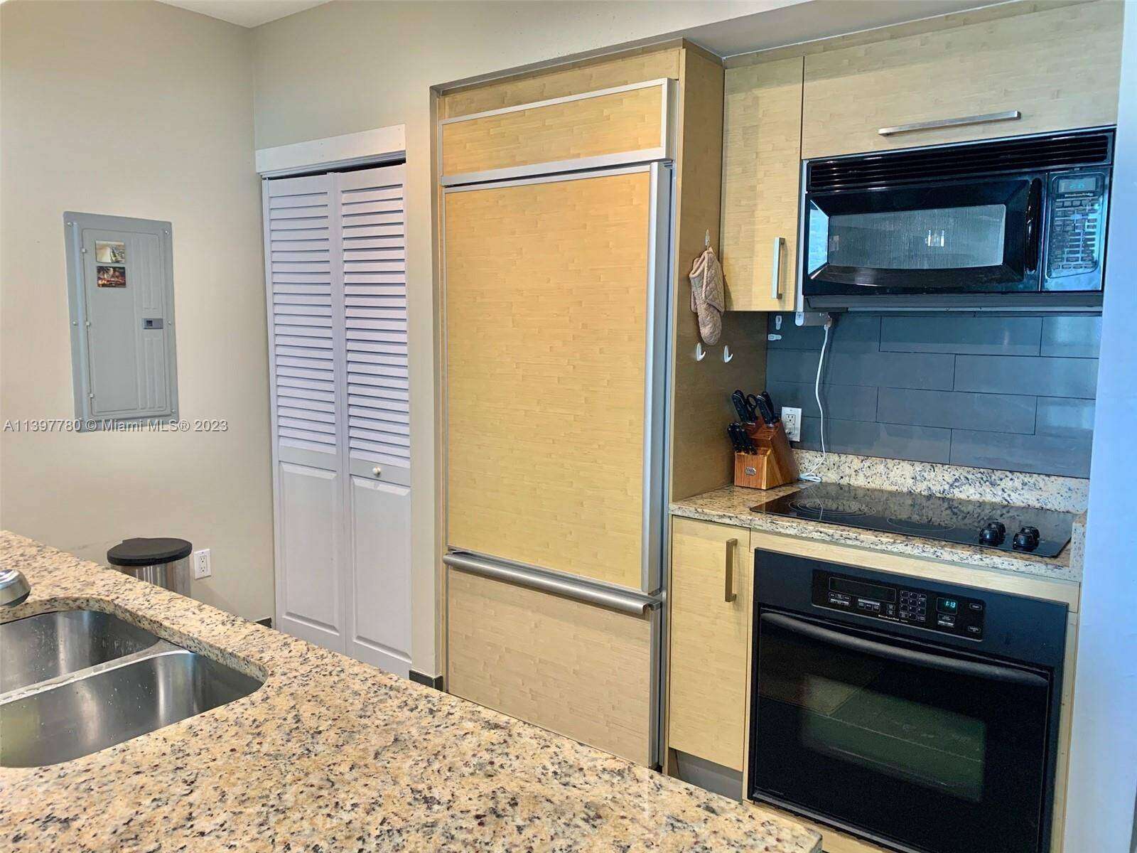 The Beach Club Two at 1830 Ocean Dr, Hallandale Beach, FL 33009 - For Rent photo 11