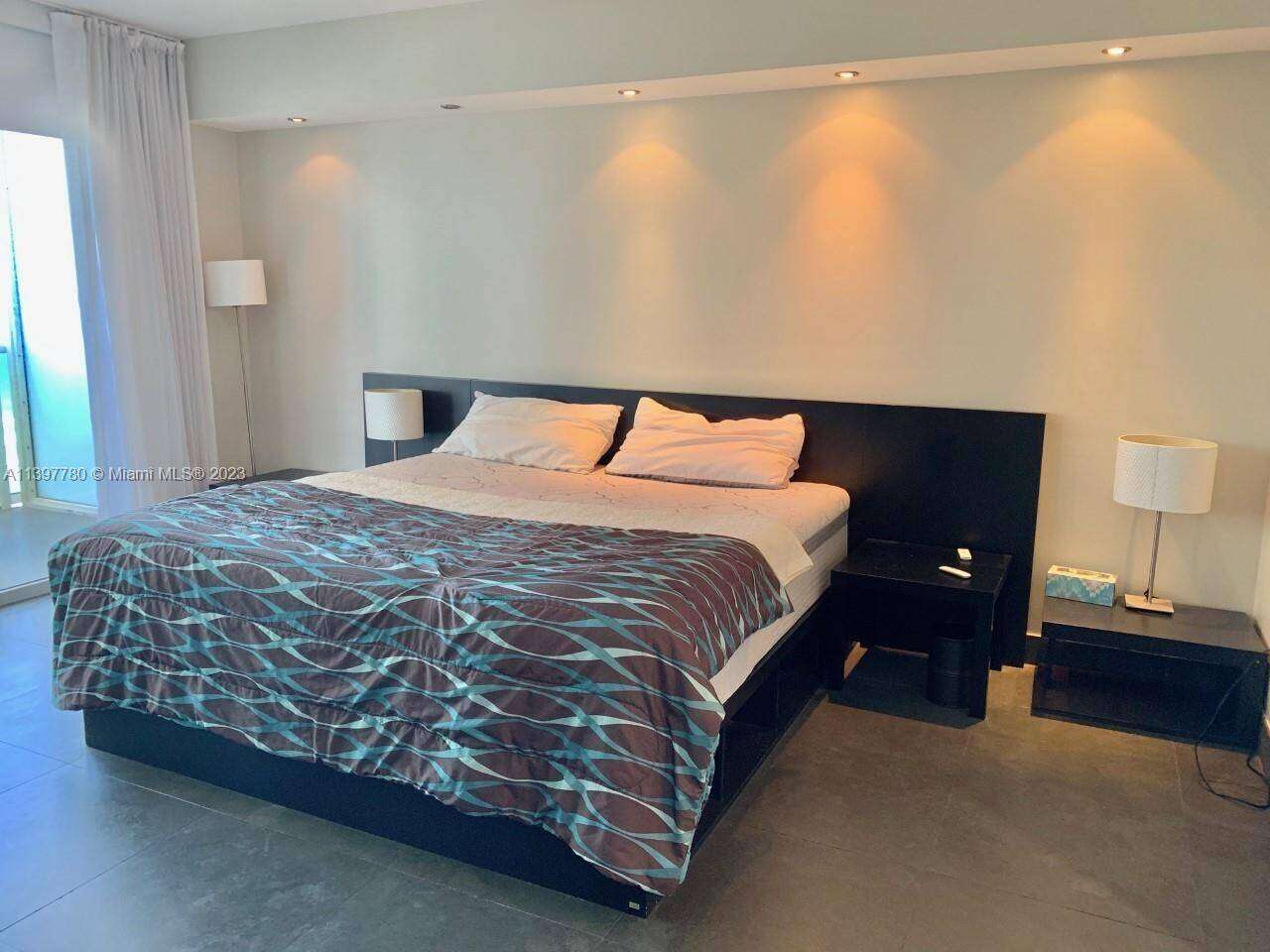 The Beach Club Two at 1830 Ocean Dr, Hallandale Beach, FL 33009 - For Rent photo 15