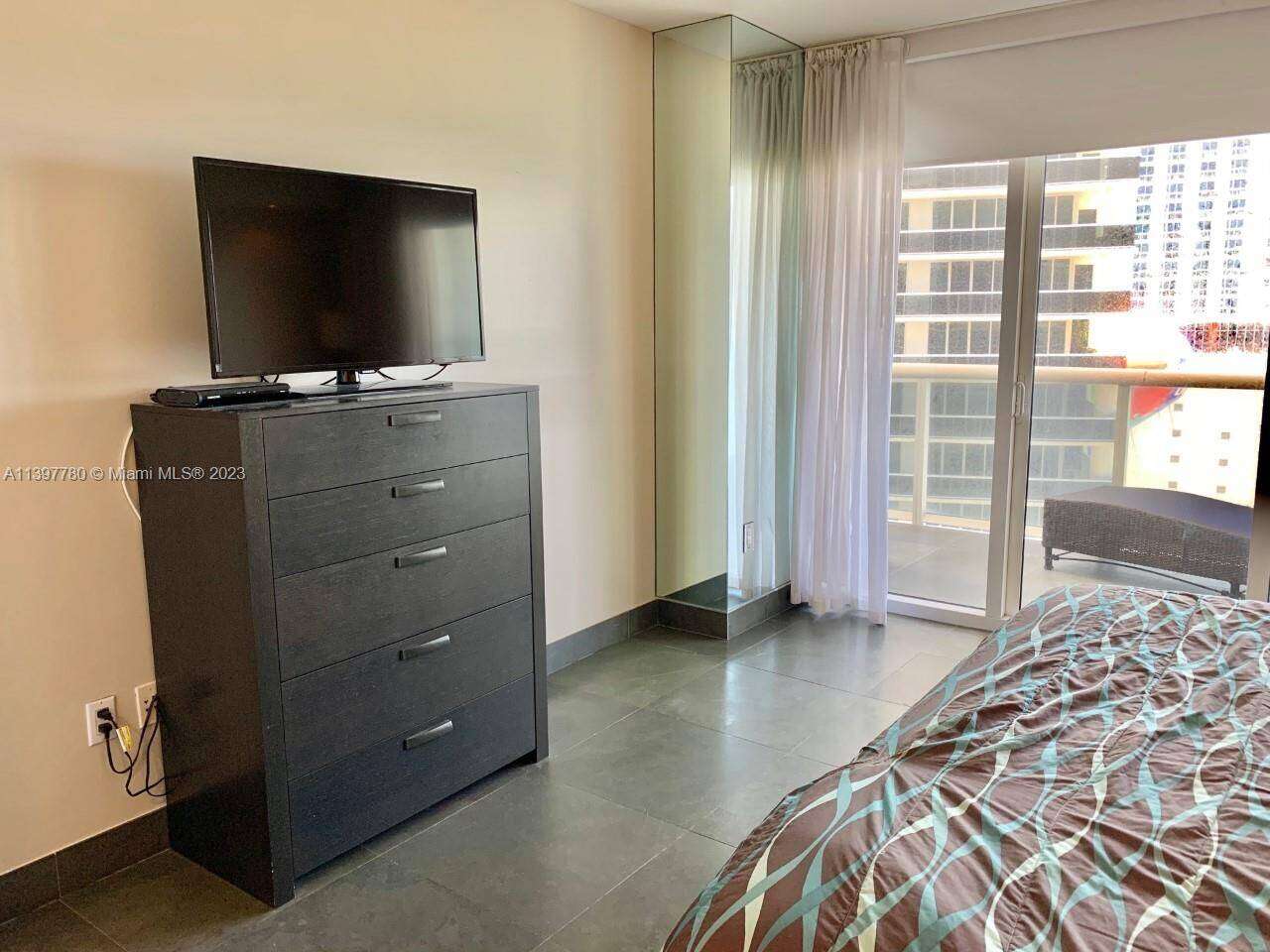 The Beach Club Two at 1830 Ocean Dr, Hallandale Beach, FL 33009 - For Rent photo 18