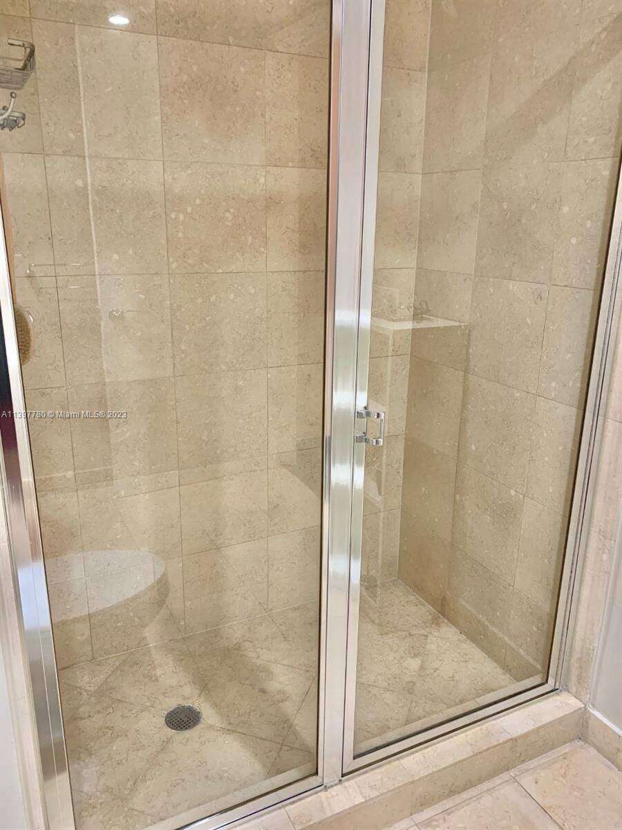 The Beach Club Two at 1830 Ocean Dr, Hallandale Beach, FL 33009 - For Rent photo 25