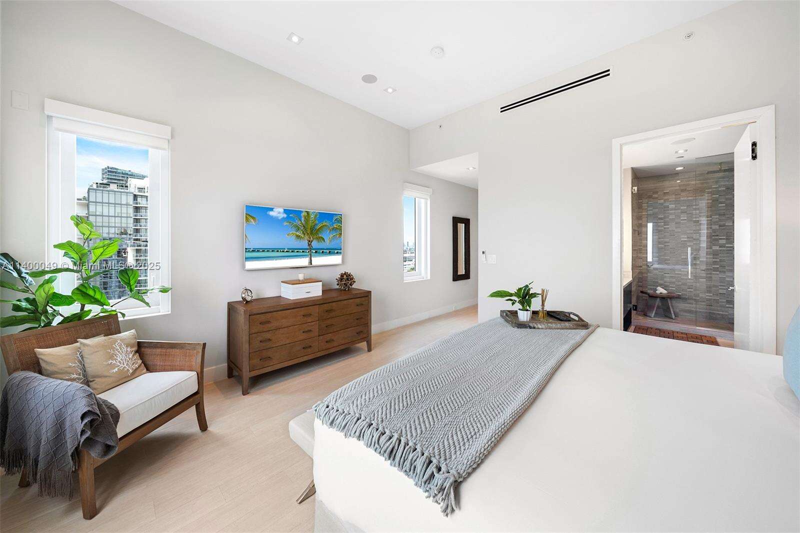 Roney Palace at Miami Beach, FL 33139 - For Rent photo 9