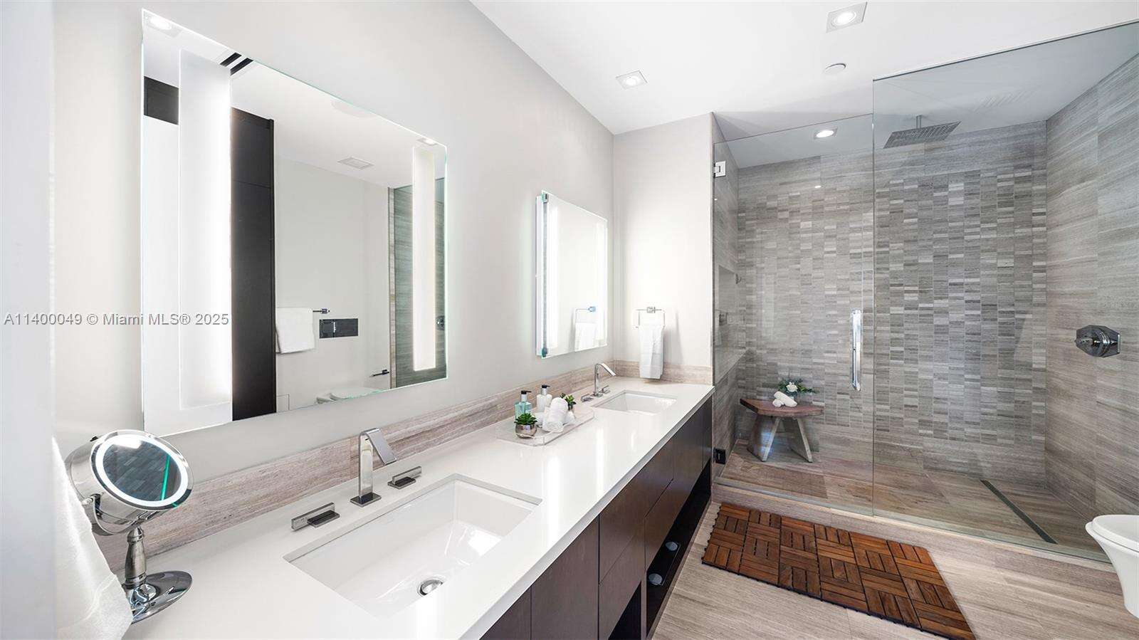 Roney Palace at Miami Beach, FL 33139 - For Rent photo 10