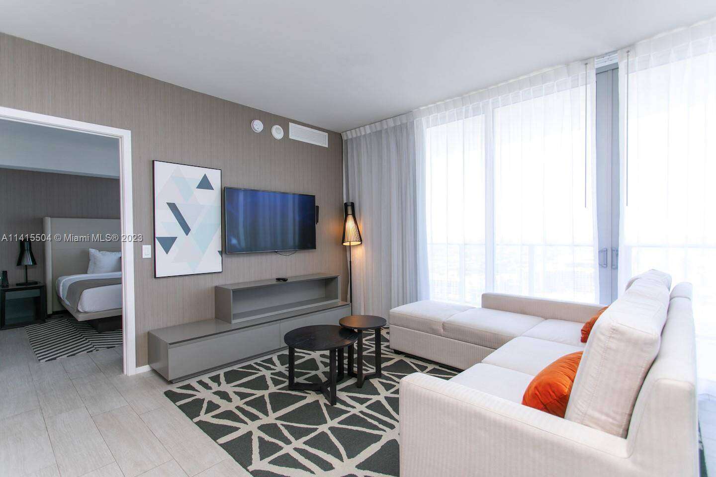 Hyde Beach House at 4010 Ocean Dr, Hollywood, FL 33019 - For Rent photo 26