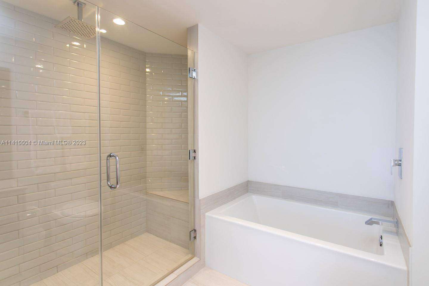 Hyde Beach House at 4010 Ocean Dr, Hollywood, FL 33019 - For Rent photo 9