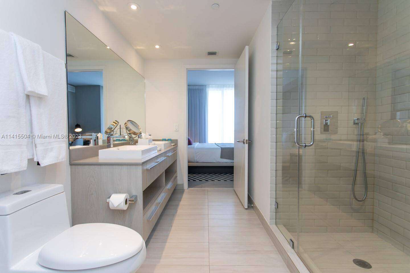 Hyde Beach House at 4010 Ocean Dr, Hollywood, FL 33019 - For Rent photo 10