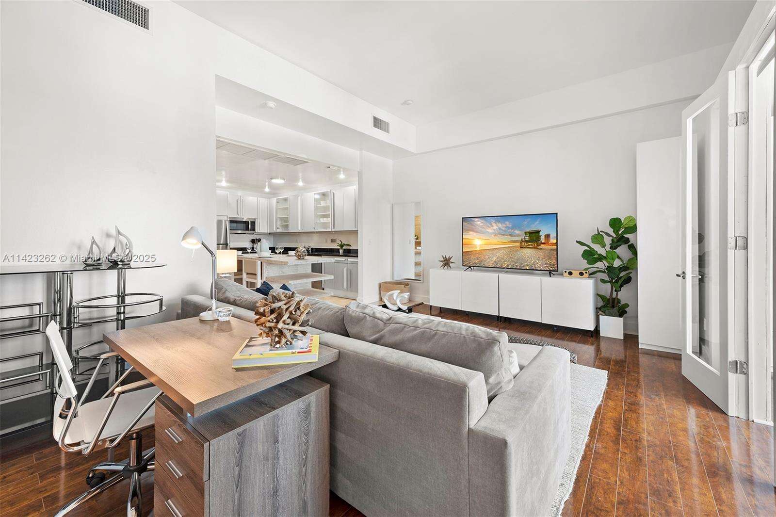 Roney Palace at Miami Beach, FL 33139 - For Rent photo 16