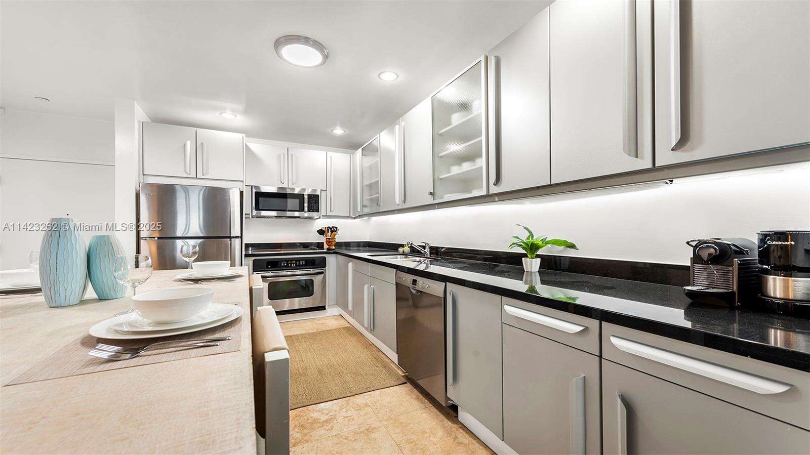 Roney Palace at Miami Beach, FL 33139 - For Rent photo 21