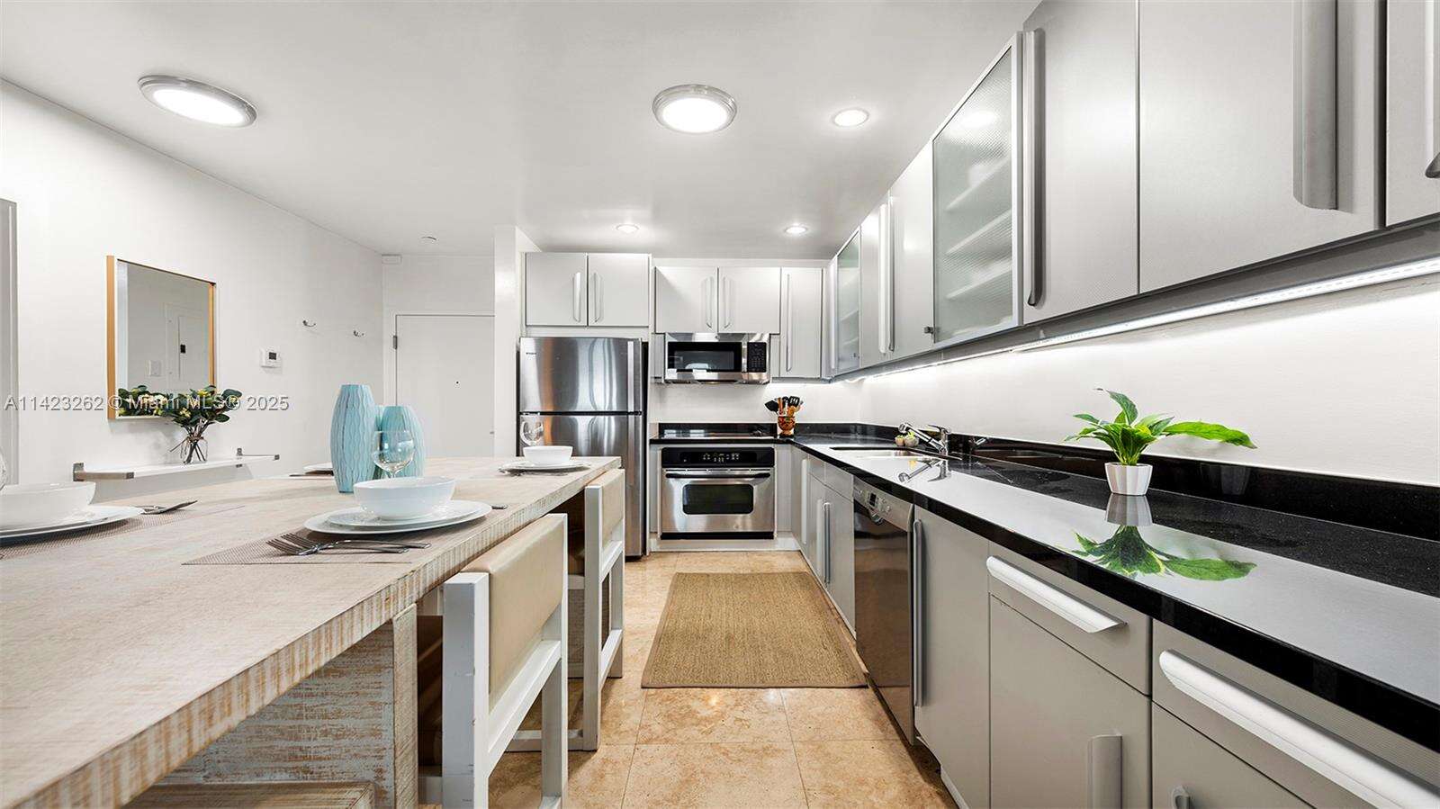 Roney Palace at Miami Beach, FL 33139 - For Rent photo 22