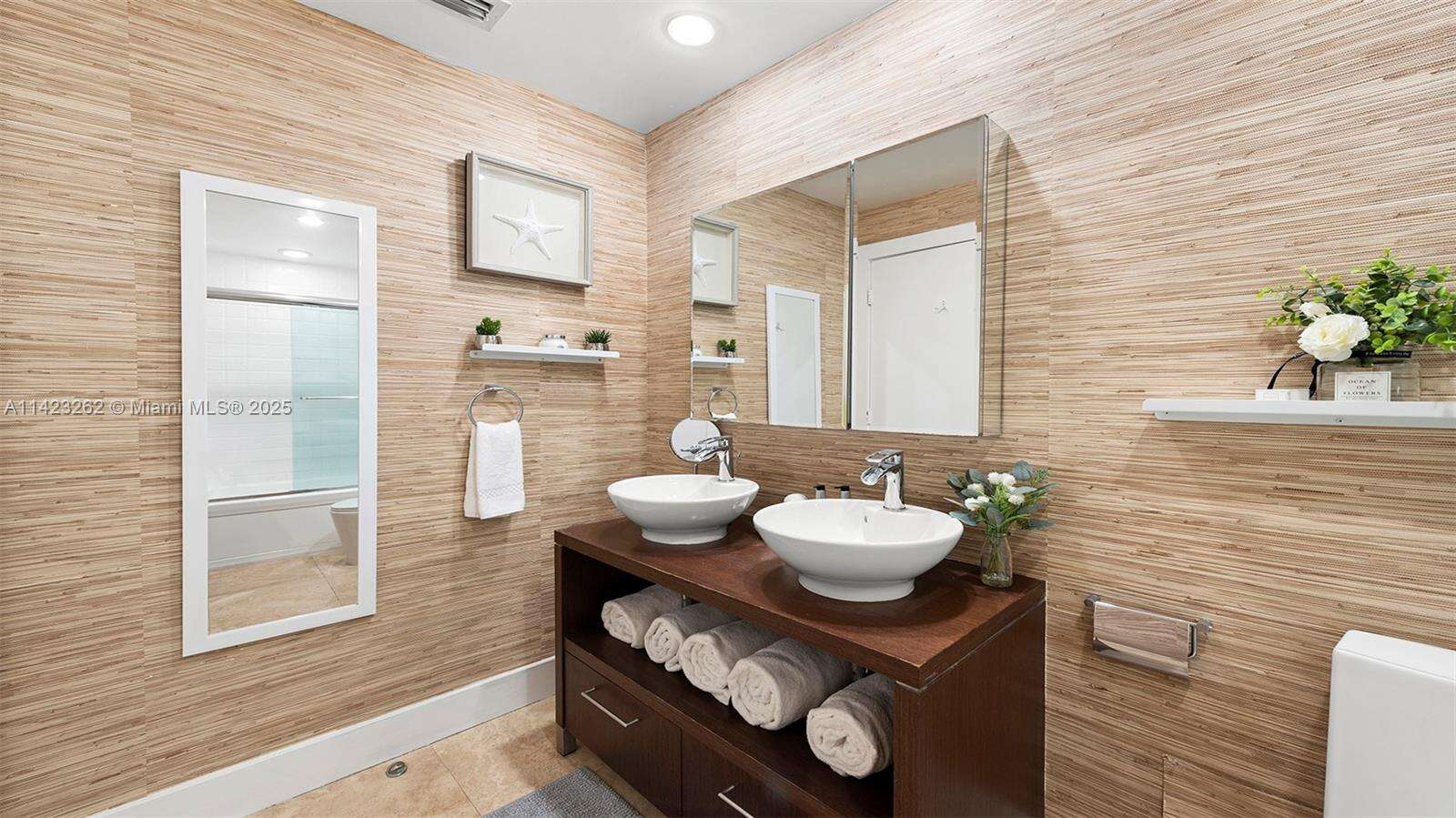 Roney Palace at Miami Beach, FL 33139 - For Rent photo 28