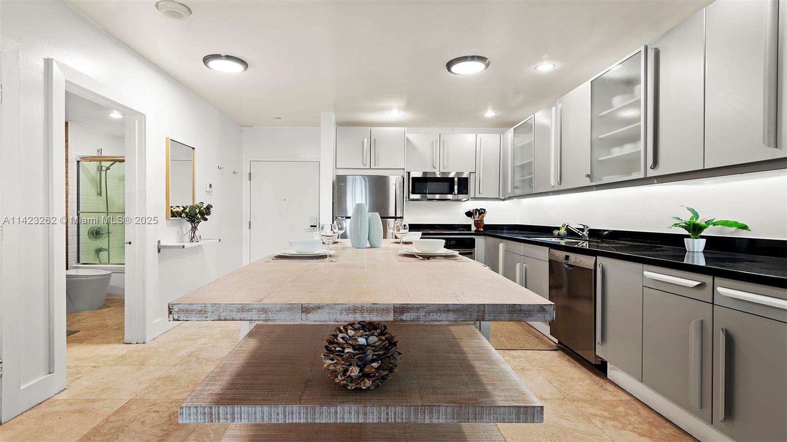 Roney Palace at Miami Beach, FL 33139 - For Rent photo 4