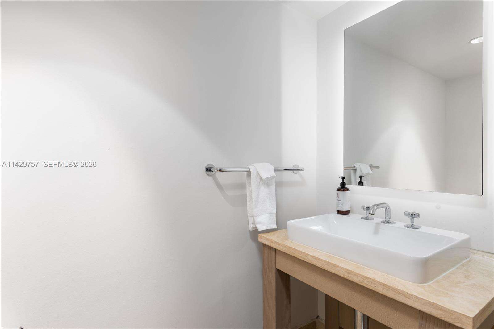 1 Hotel & Homes at 102 24 St, Miami Beach, FL 33139 - For Rent photo 28