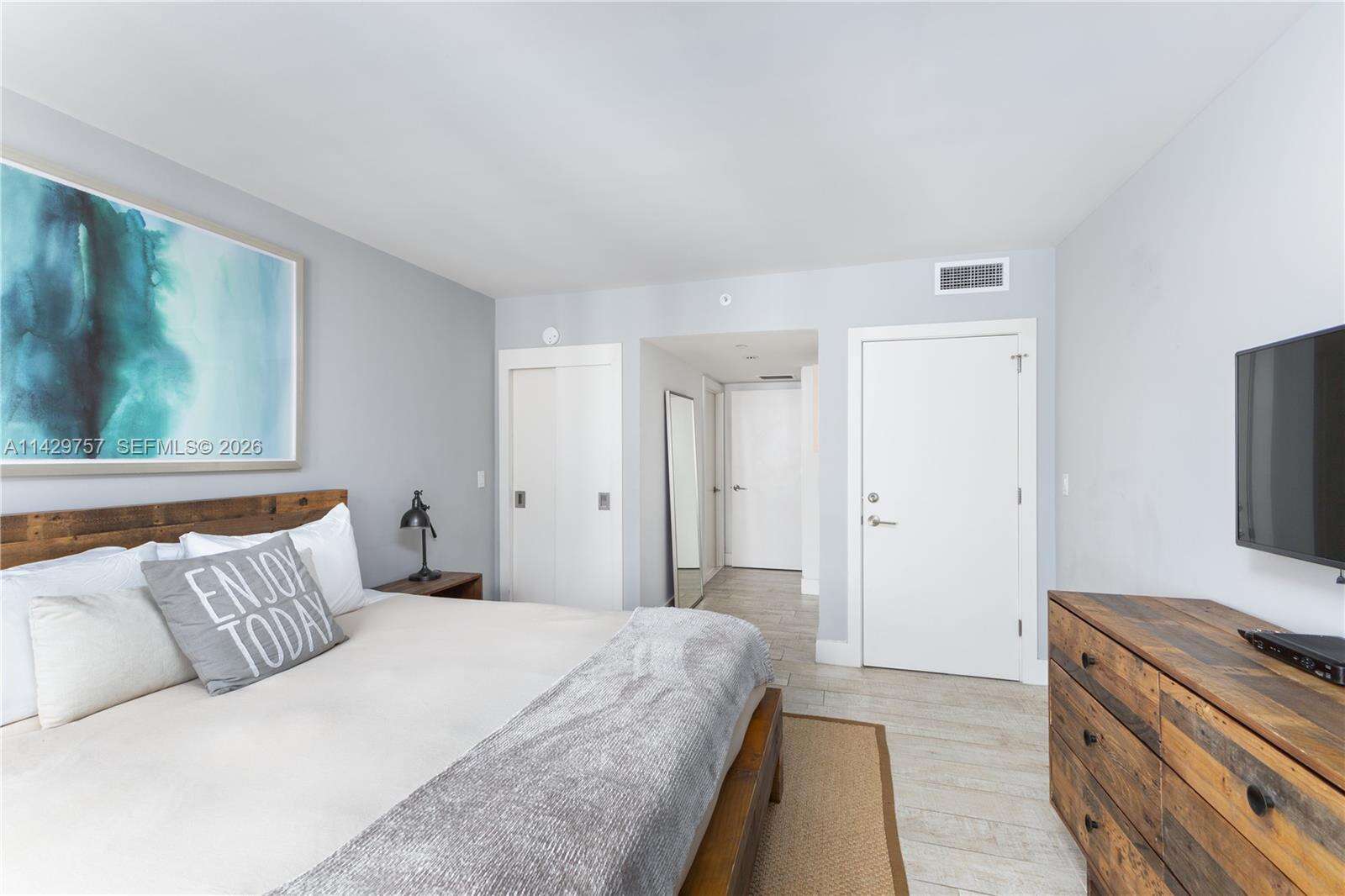 1 Hotel & Homes at 102 24 St, Miami Beach, FL 33139 - For Rent photo 31