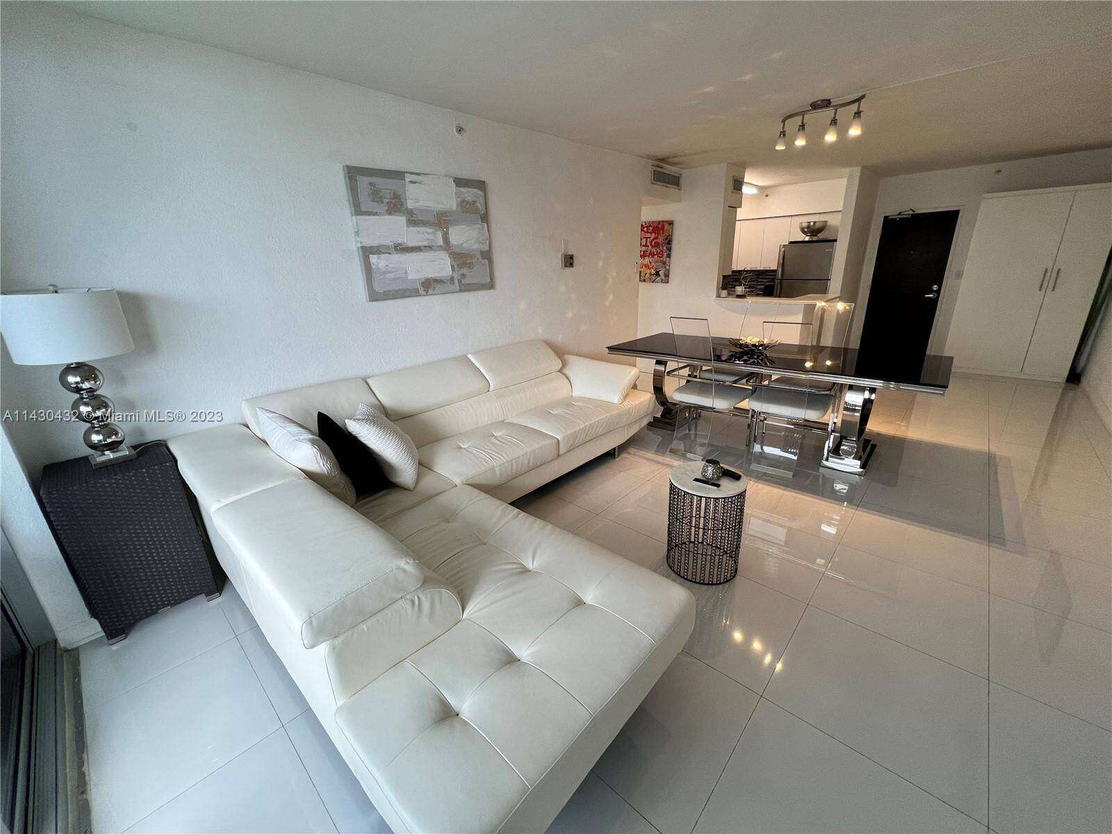 Flamingo South Beach at 1500 Bay Rd, Miami Beach, FL 33139 - For Rent photo 2
