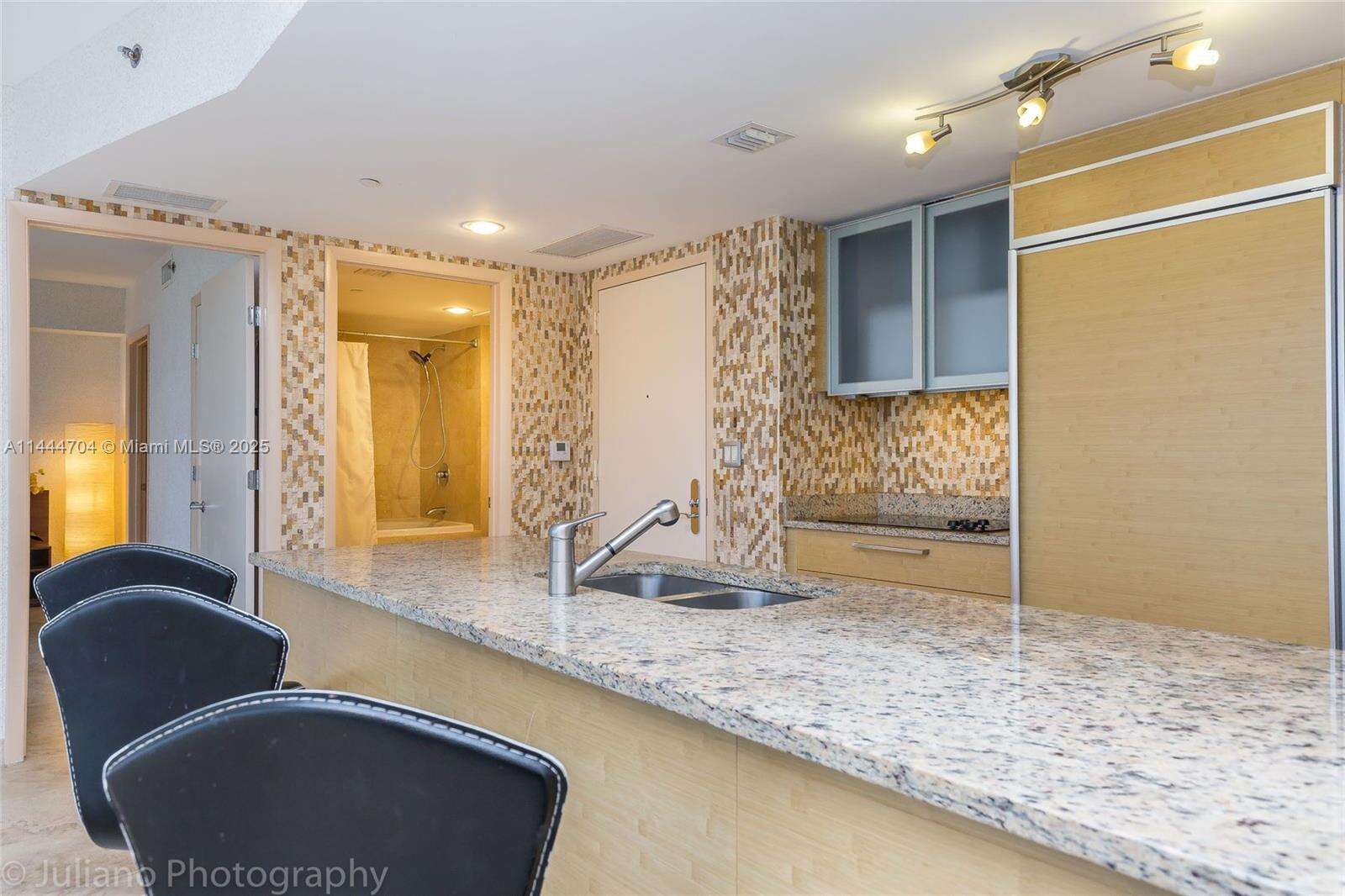 The Beach Club Two at 1830 Ocean Dr, Hallandale Beach, FL 33009 - For Rent photo 4