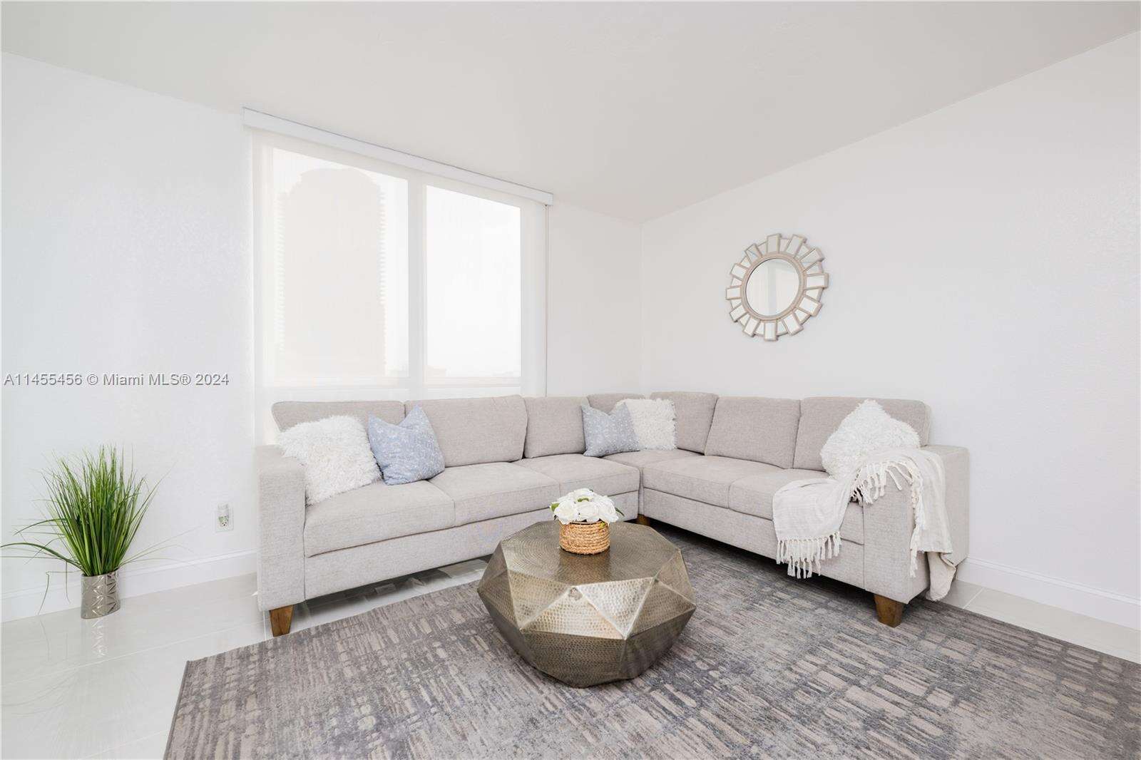 The Tides at 3801 Ocean Dr, Hollywood, FL 33019 - For Rent photo 8