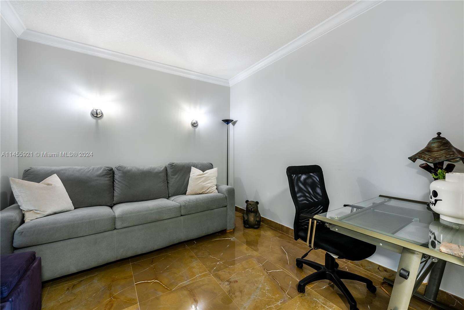 La Perla at 16699 Collins Ave, Sunny Isles Beach, FL 33160 - For Rent photo 29
