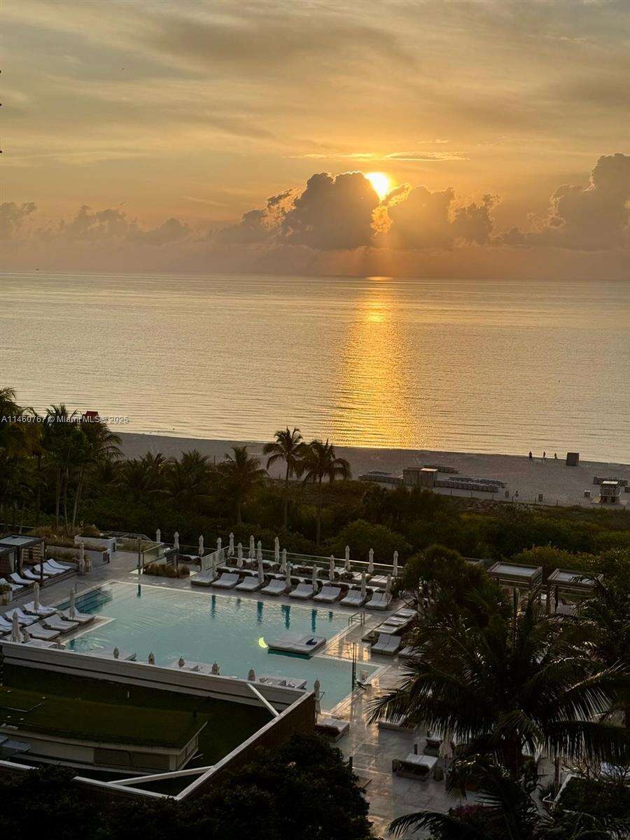 Roney Palace at 2301 Collins Ave, Miami Beach, FL 33139 - For Rent photo 15