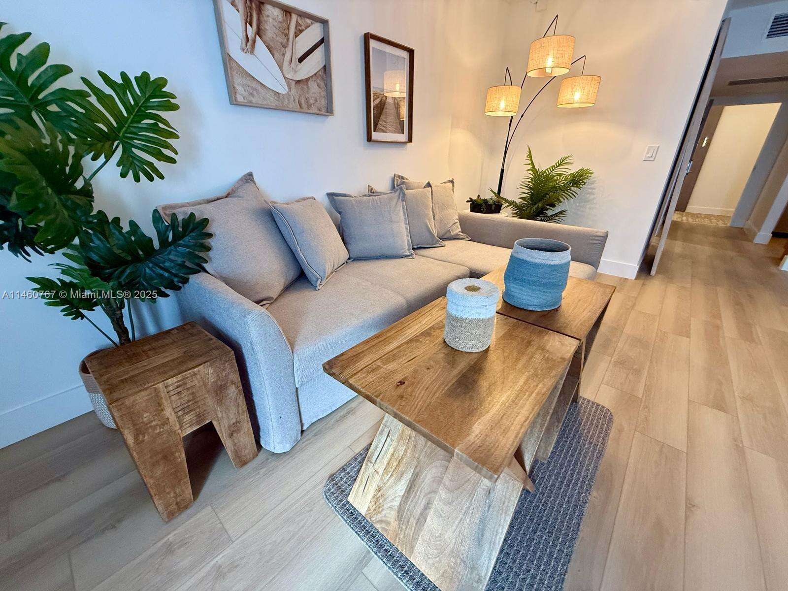 Roney Palace at 2301 Collins Ave, Miami Beach, FL 33139 - For Rent photo 6