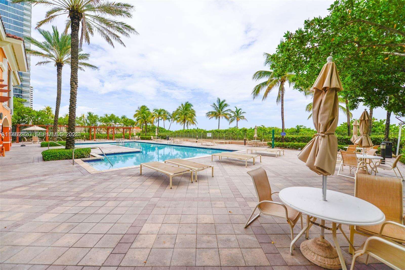 2080 Ocean Drive at 2069 Ocean Dr, Hallandale Beach, FL 33009 - For Rent photo 15