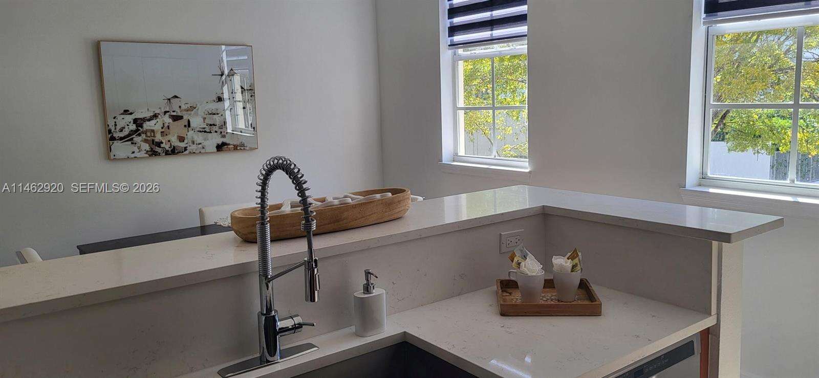 2080 Ocean Drive at 2069 Ocean Dr, Hallandale Beach, FL 33009 - For Rent photo 4